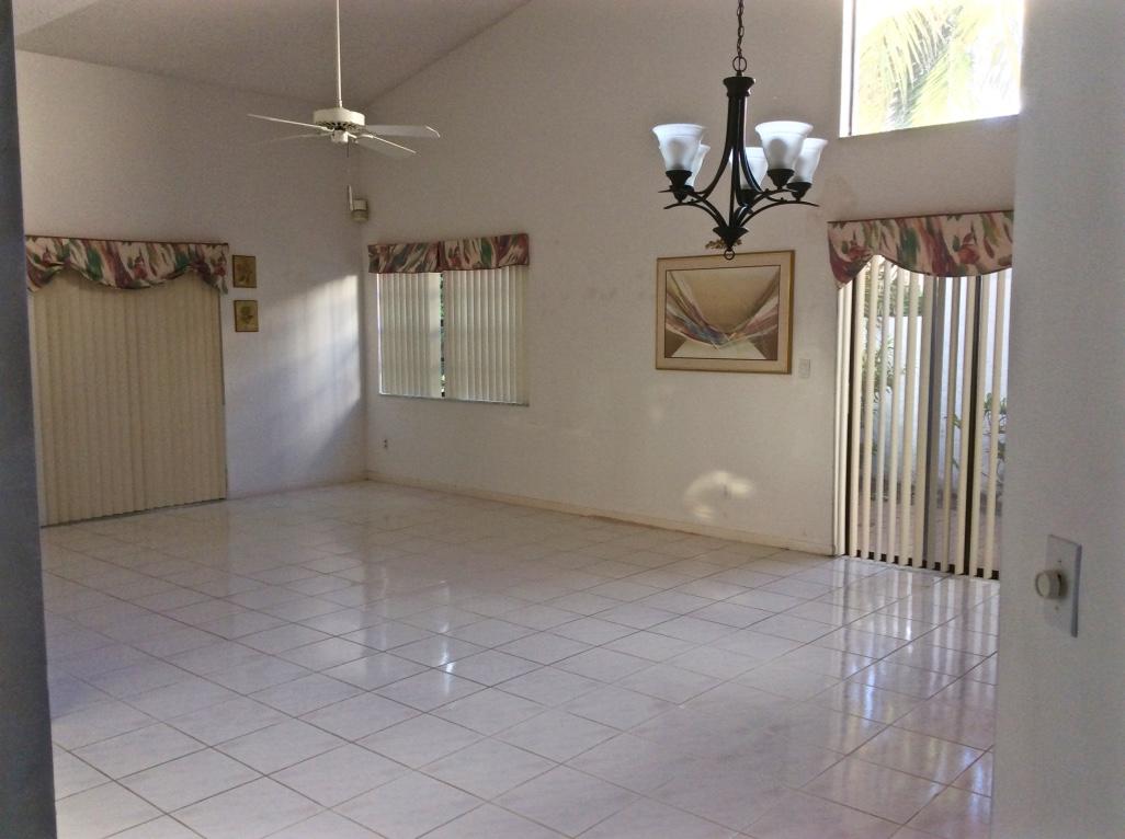 WINDWARD ISLE - Residential