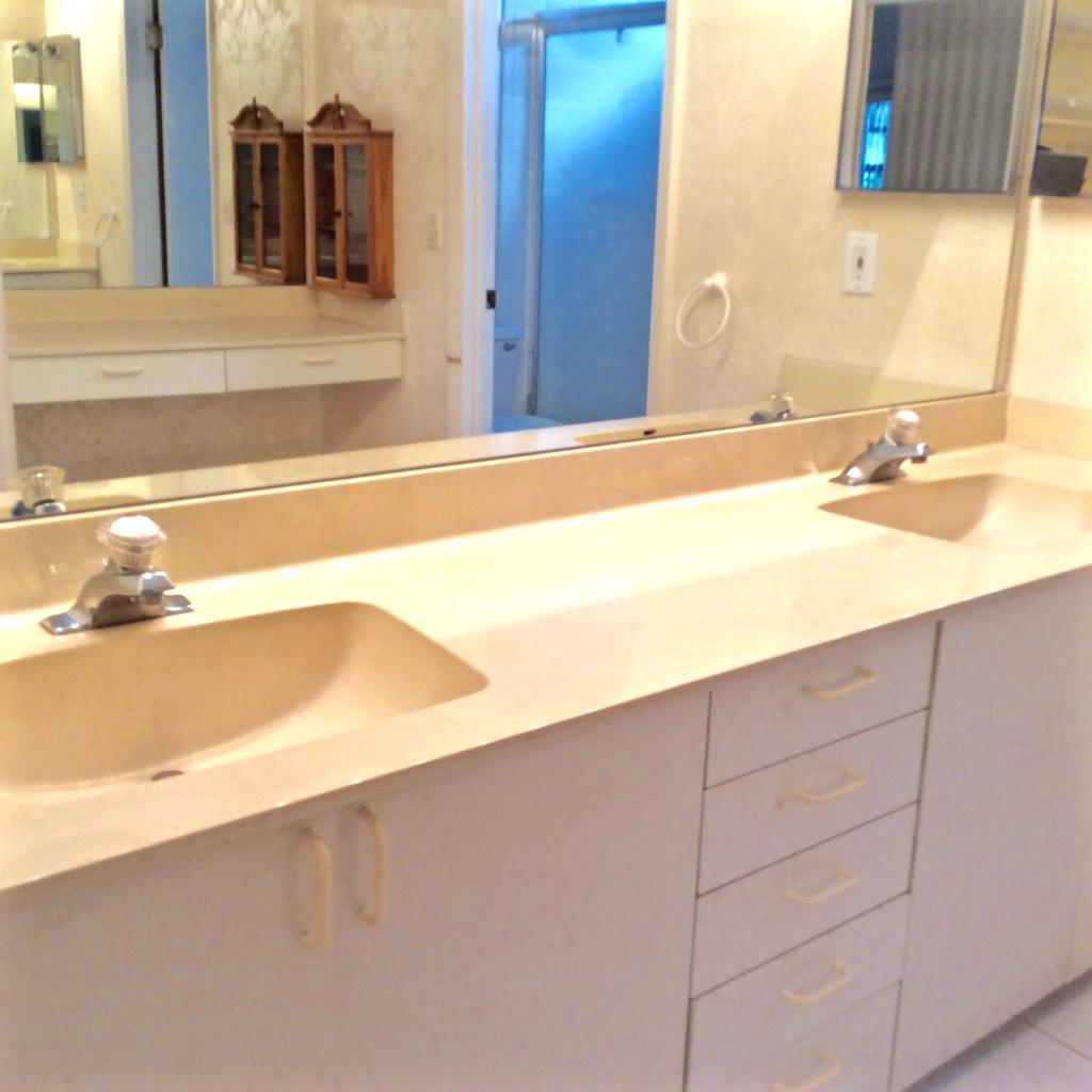 WINDWARD ISLE - Residential