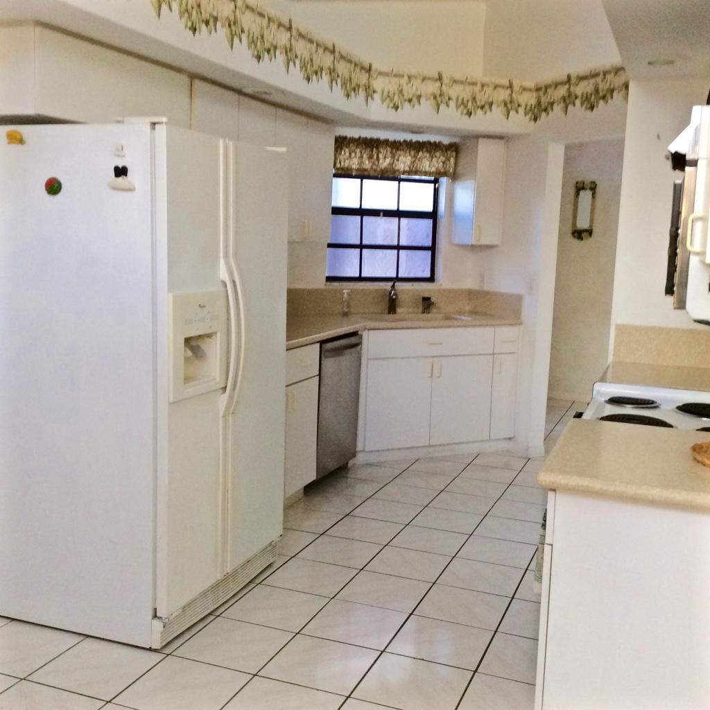 WINDWARD ISLE - Residential