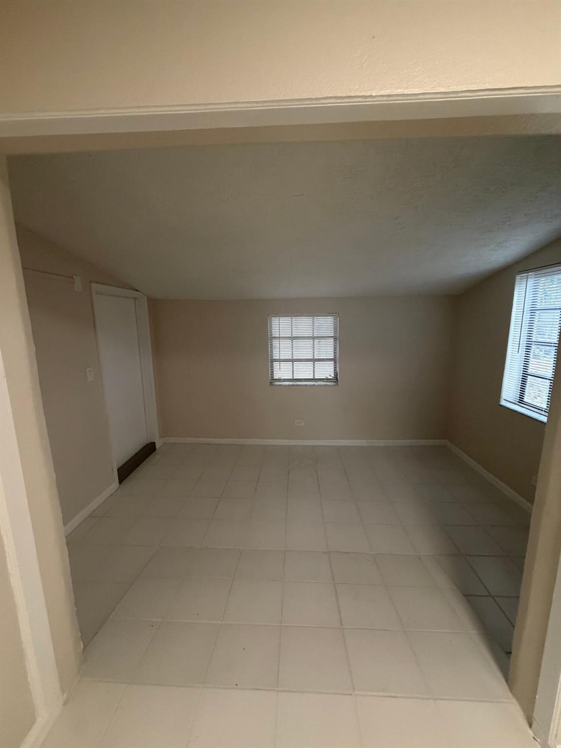 Westwood Park, Sec 3 58-3 - Residential Lease