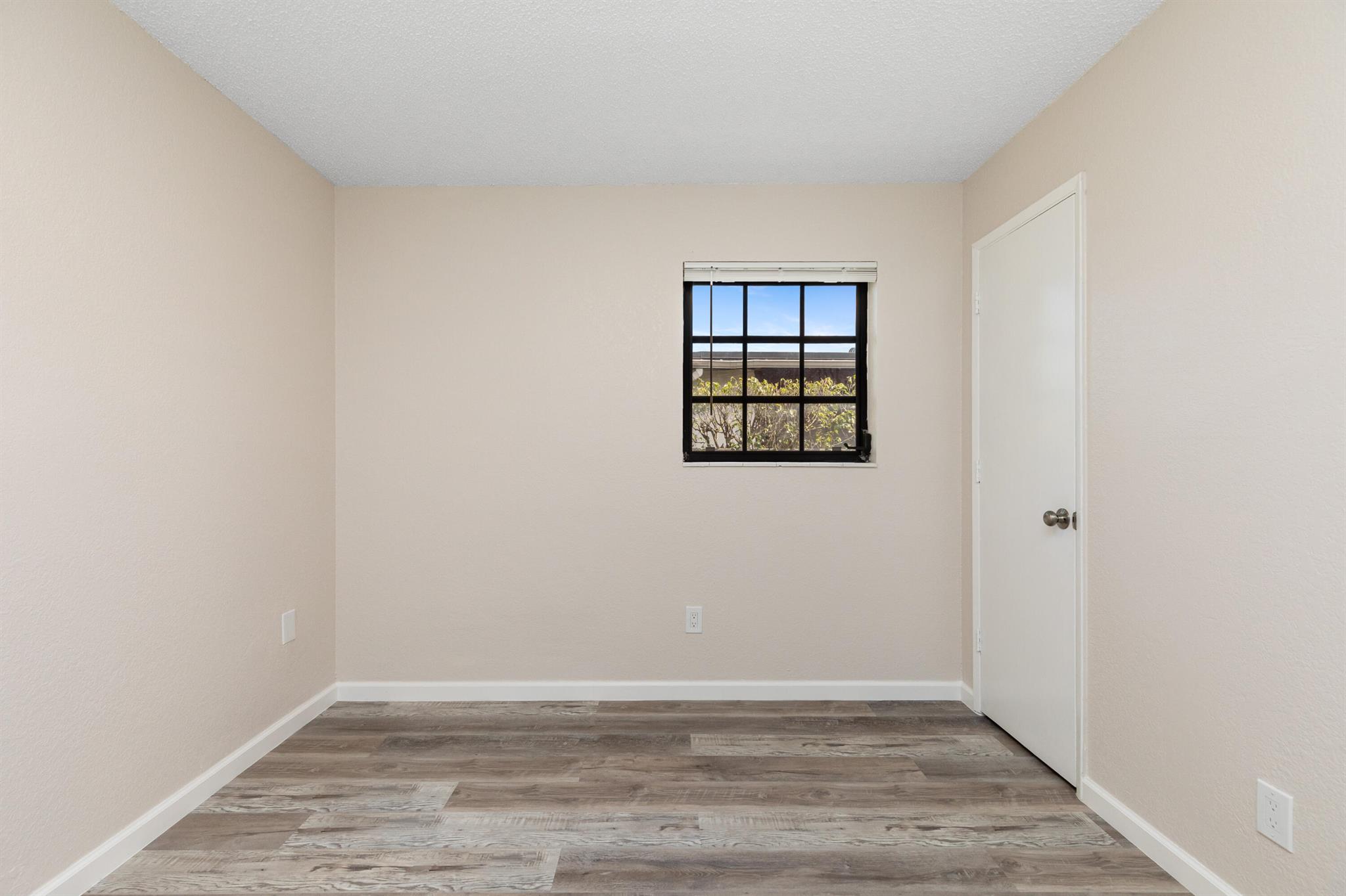 Westwood Park, Sec 3 58-3 - Residential Lease