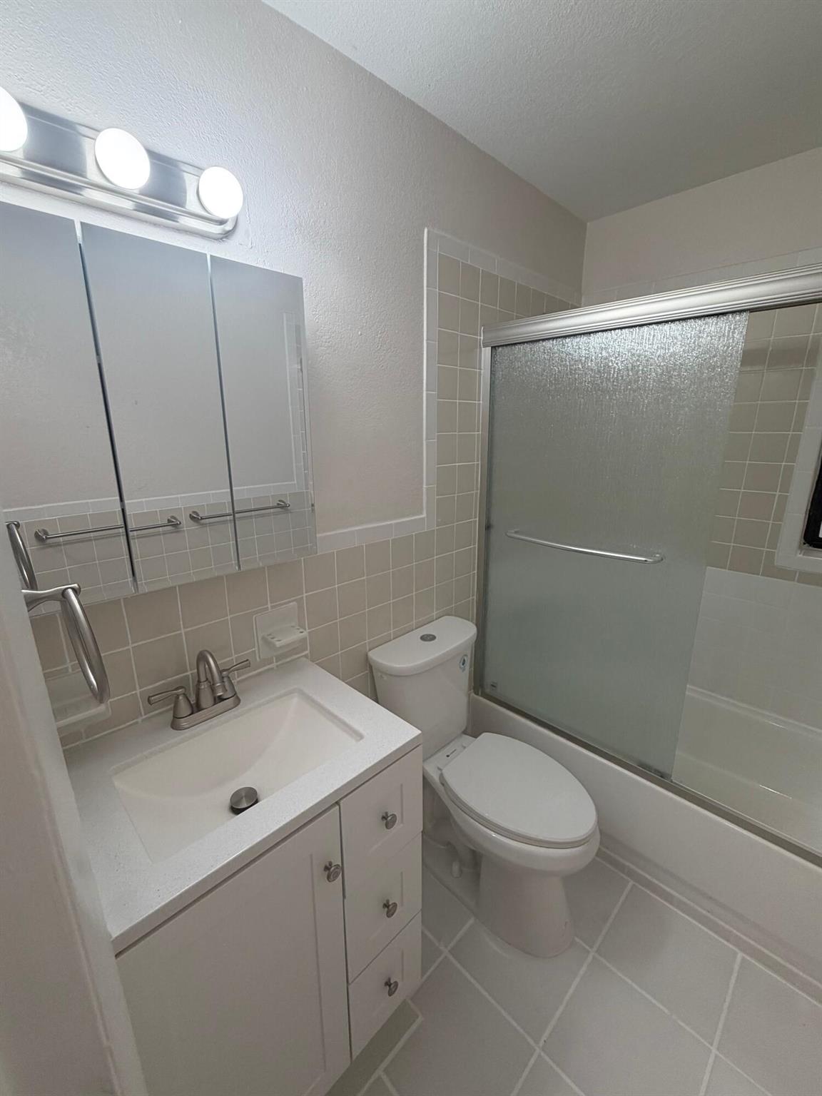 Westwood Park, Sec 3 58-3 - Residential Lease