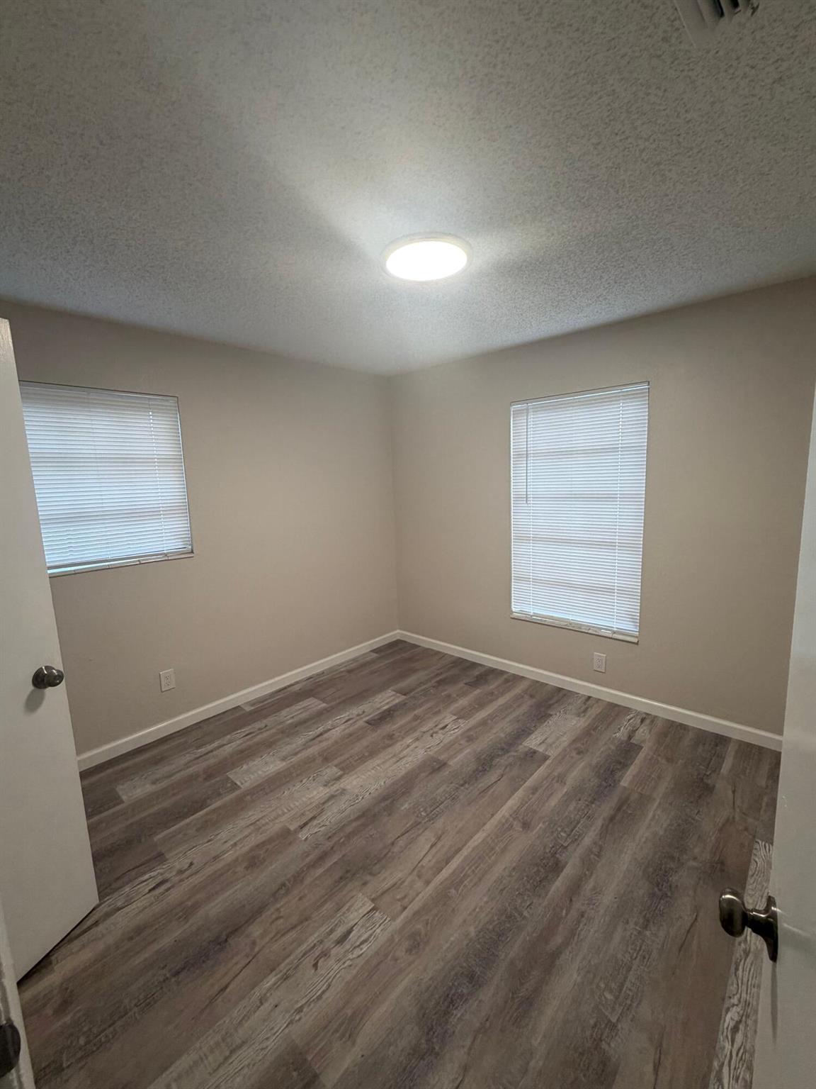 Westwood Park, Sec 3 58-3 - Residential Lease