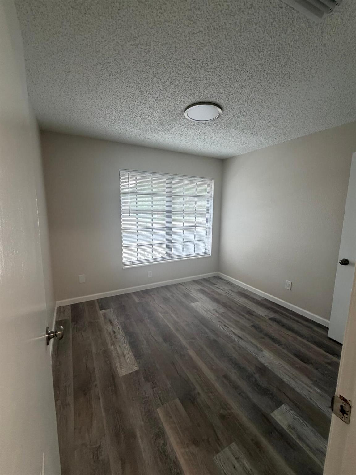 Westwood Park, Sec 3 58-3 - Residential Lease