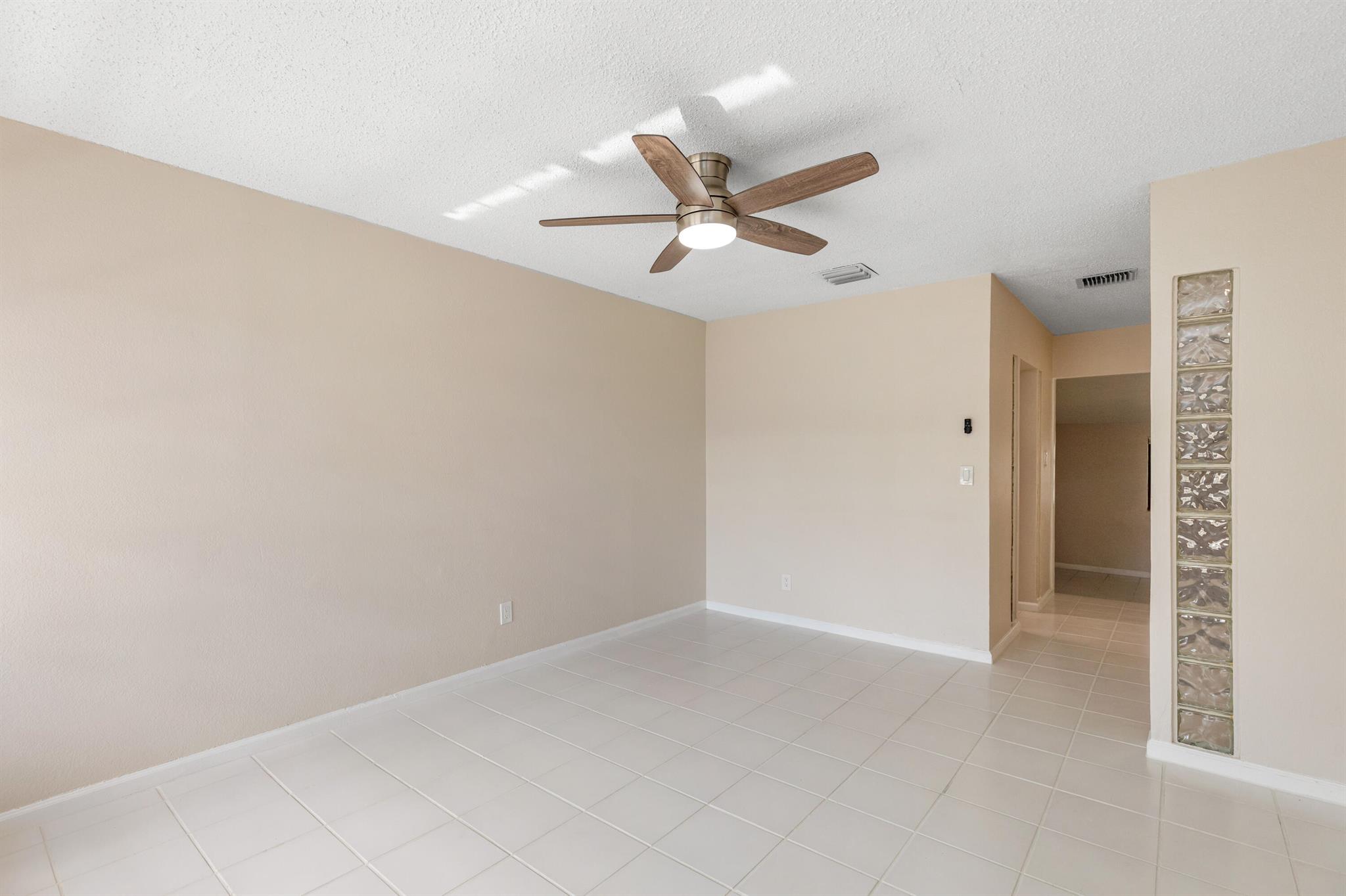 Westwood Park, Sec 3 58-3 - Residential Lease