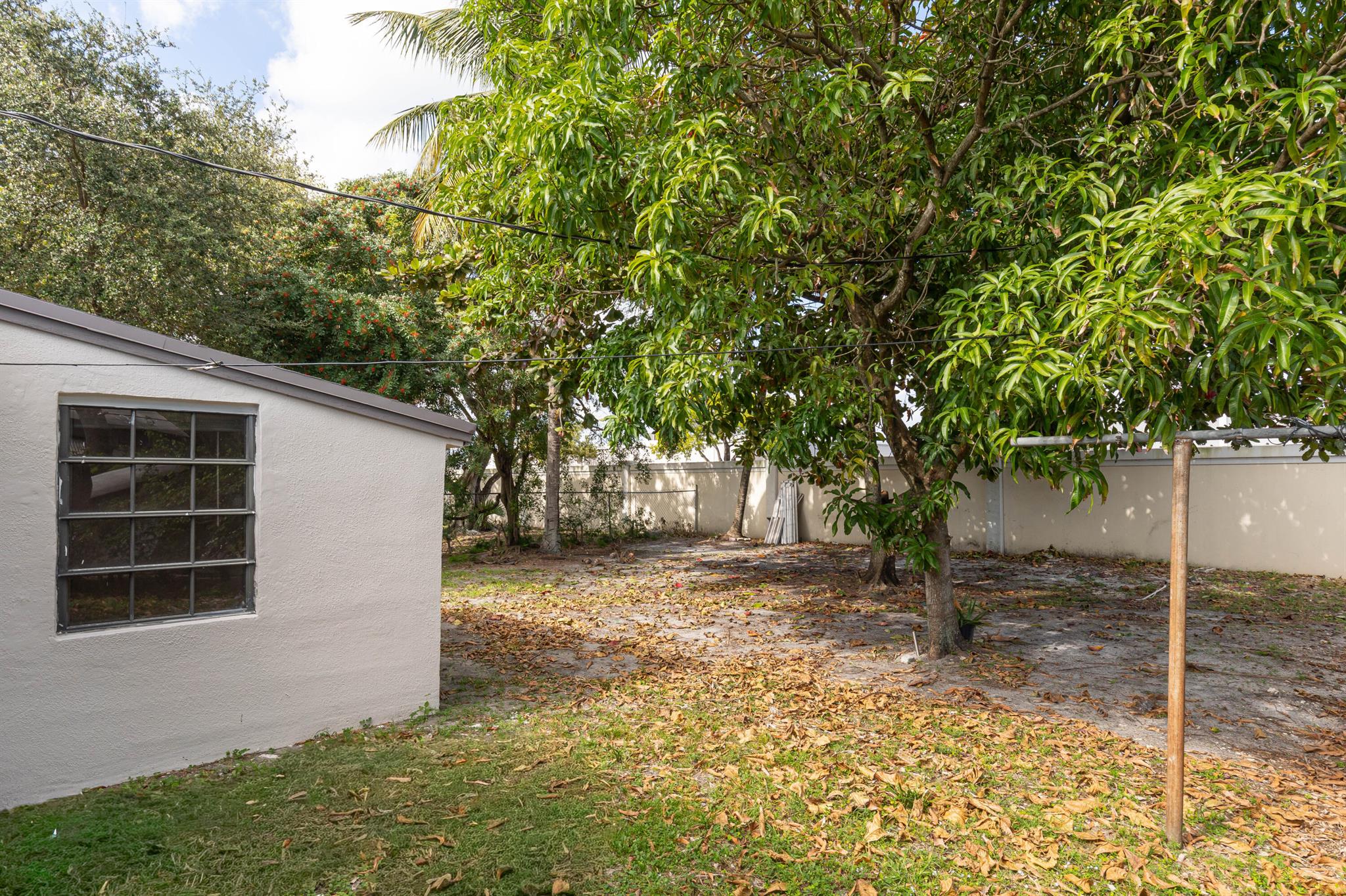 Westwood Park, Sec 3 58-3 - Residential Lease