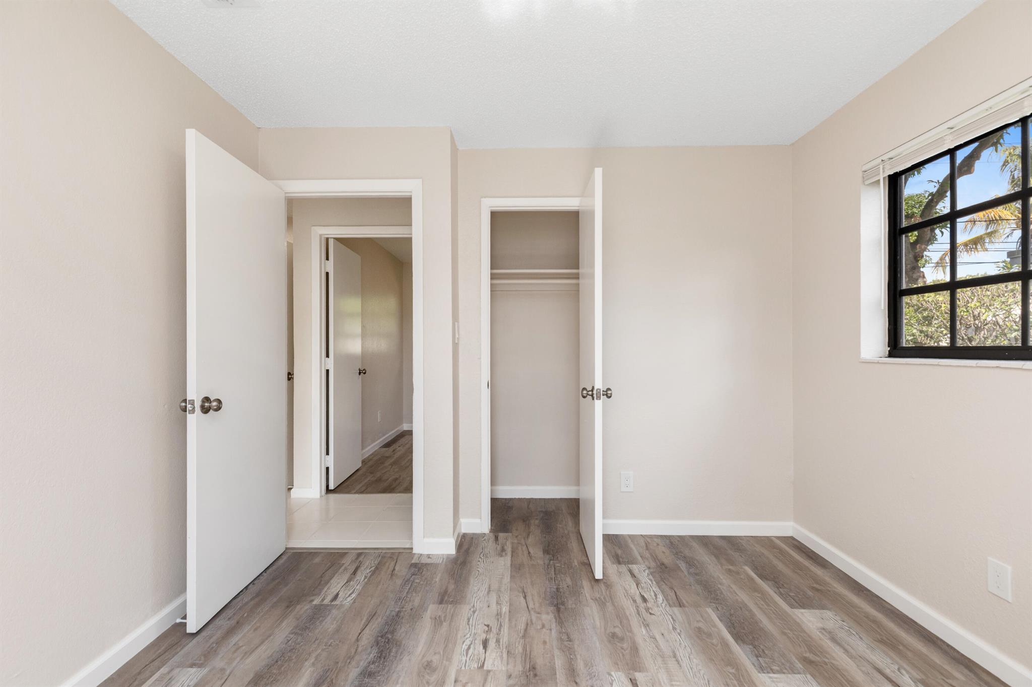 Westwood Park, Sec 3 58-3 - Residential Lease