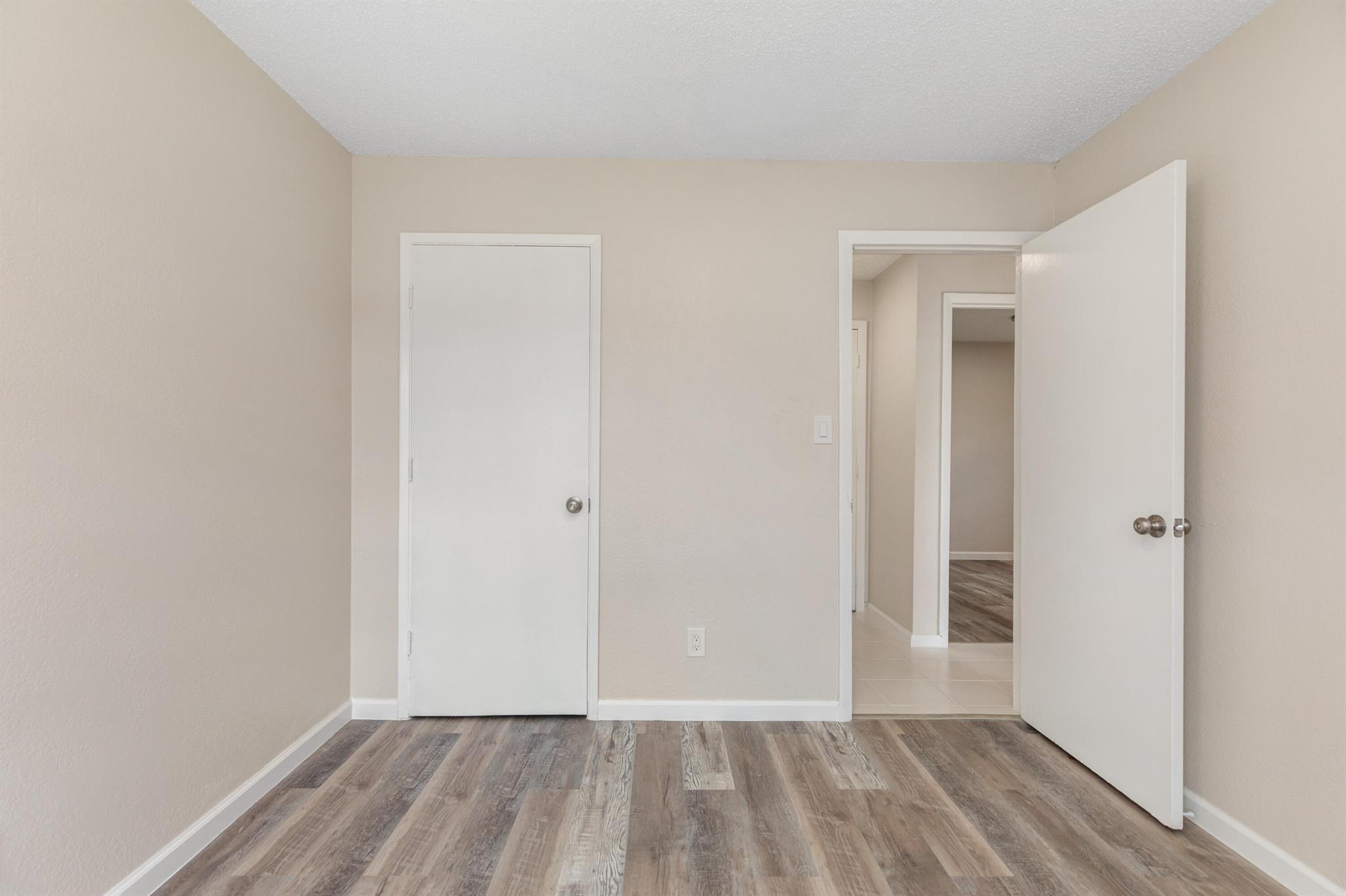 Westwood Park, Sec 3 58-3 - Residential Lease