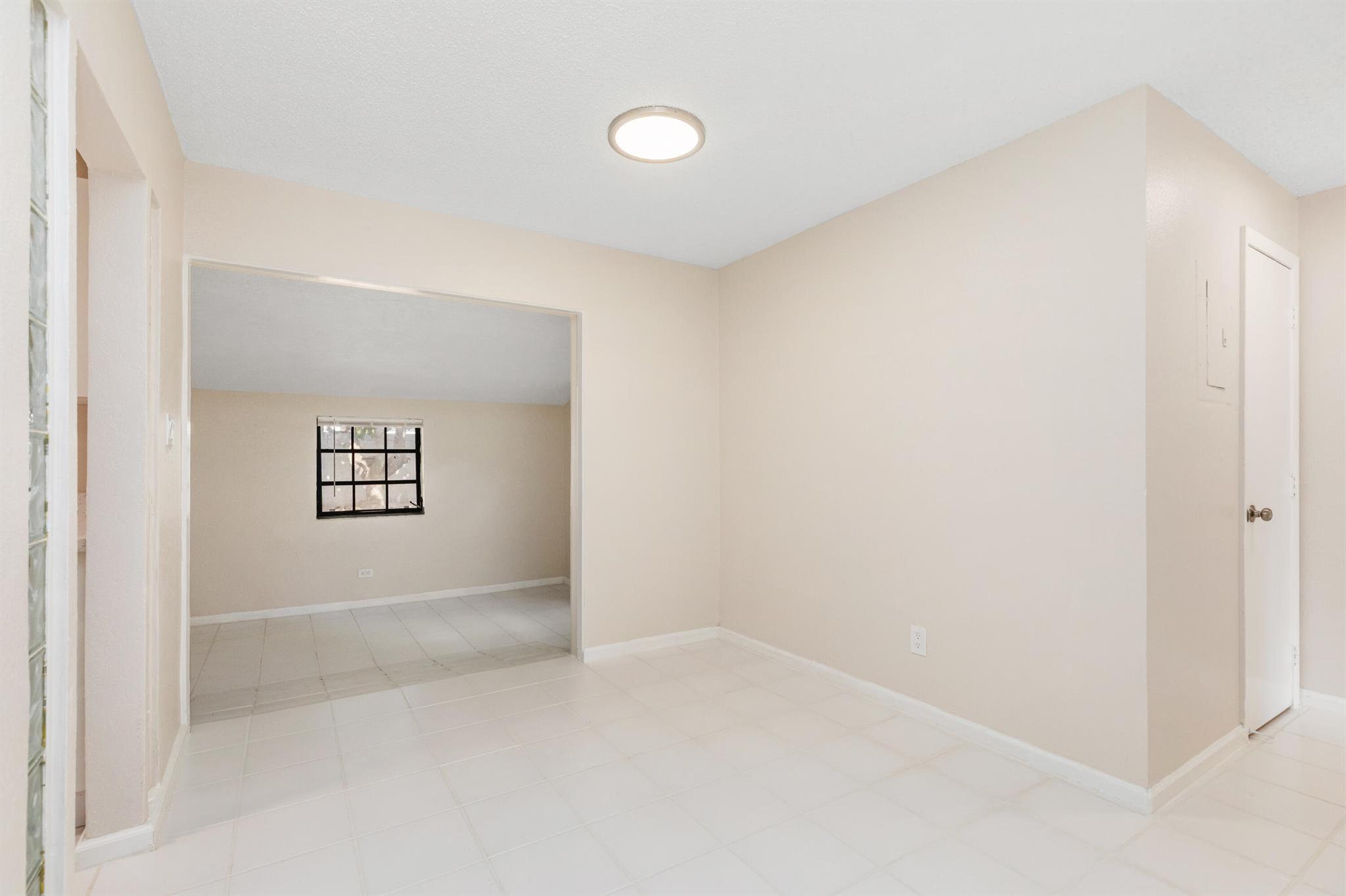 Westwood Park, Sec 3 58-3 - Residential Lease