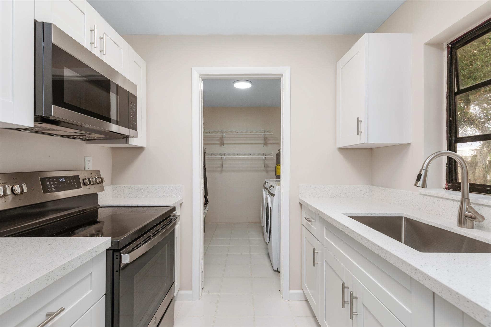 Westwood Park, Sec 3 58-3 - Residential Lease