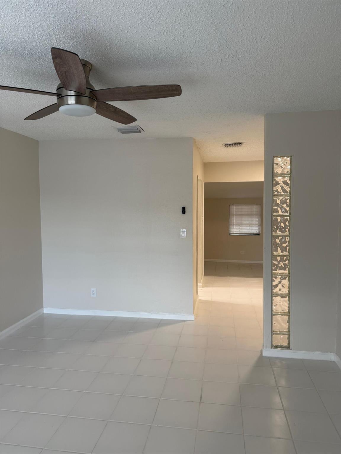 Westwood Park, Sec 3 58-3 - Residential Lease