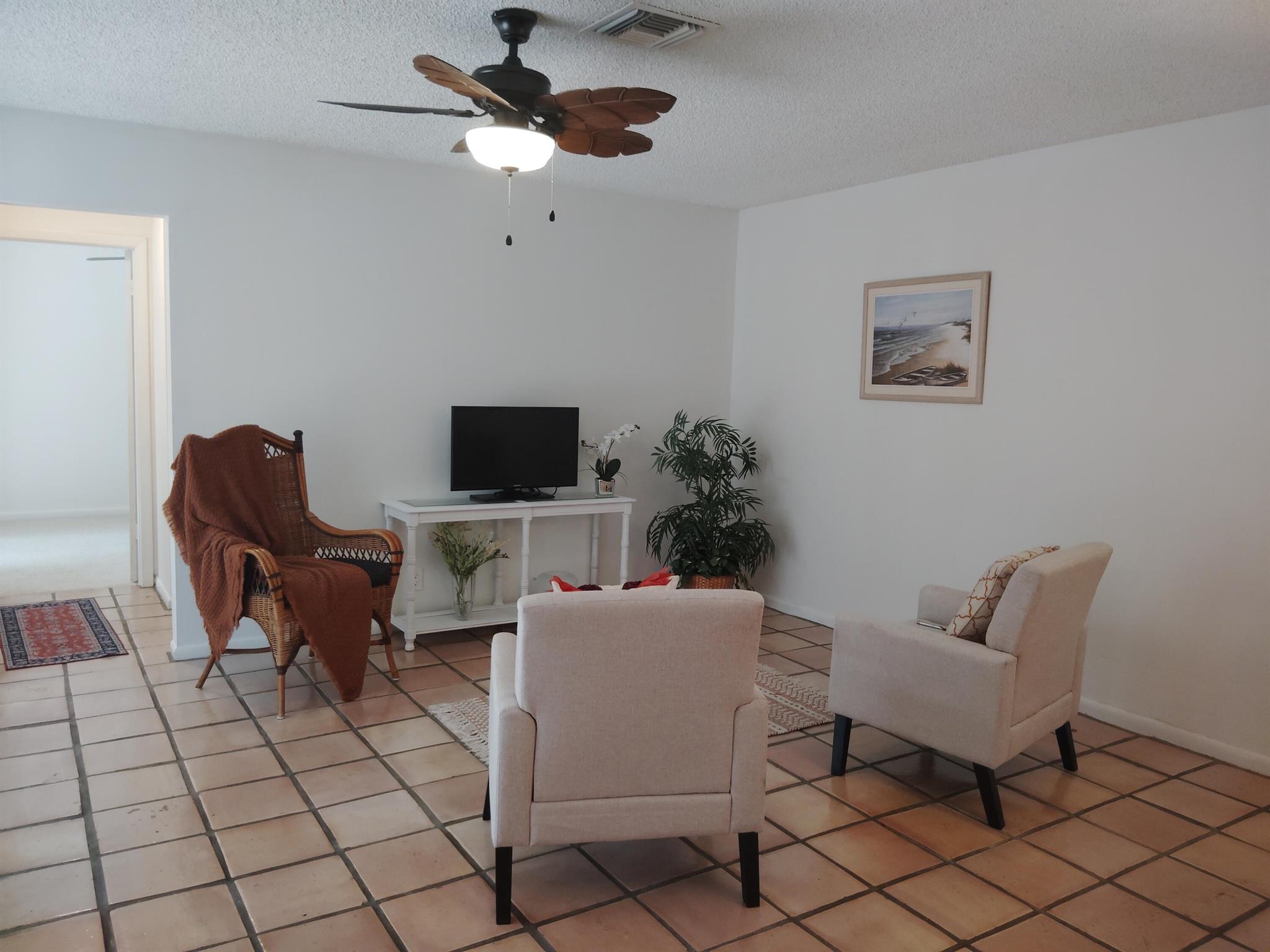 714 NW 27th Avenue A
