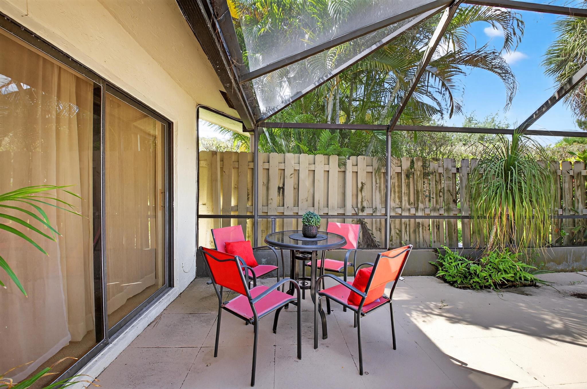 714 NW 27th Avenue A