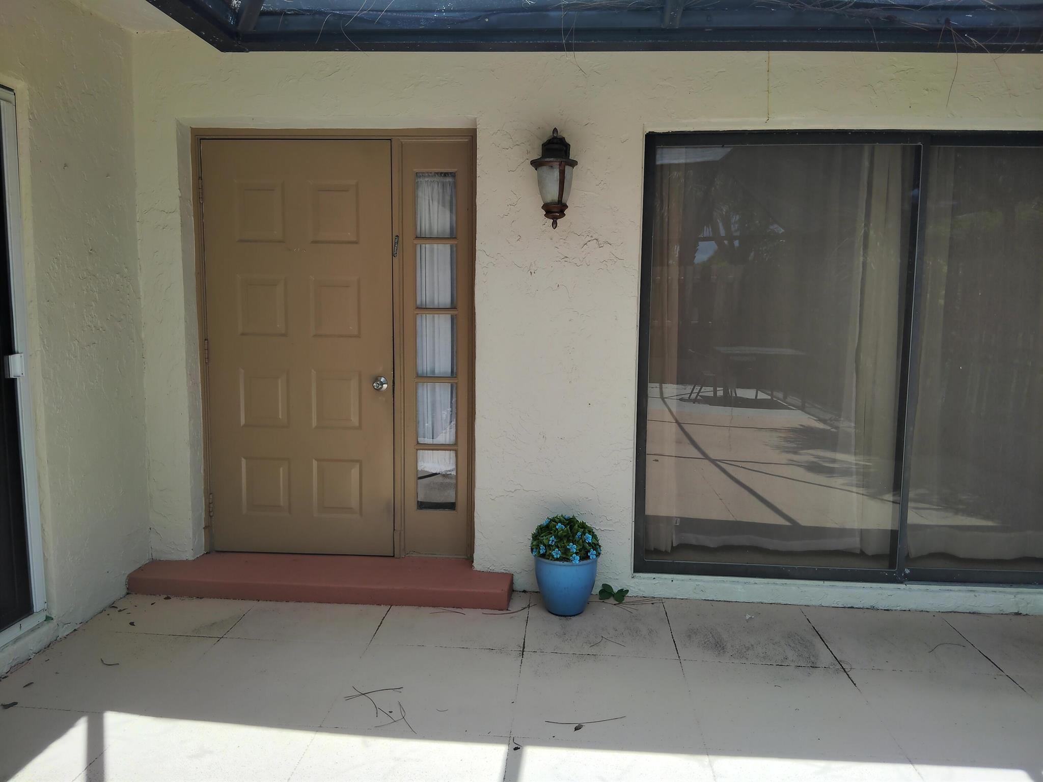 714 NW 27th Avenue A