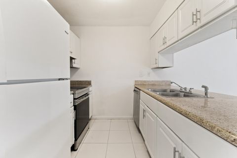 5816 S Bond Drive West Palm Beach FL 33415