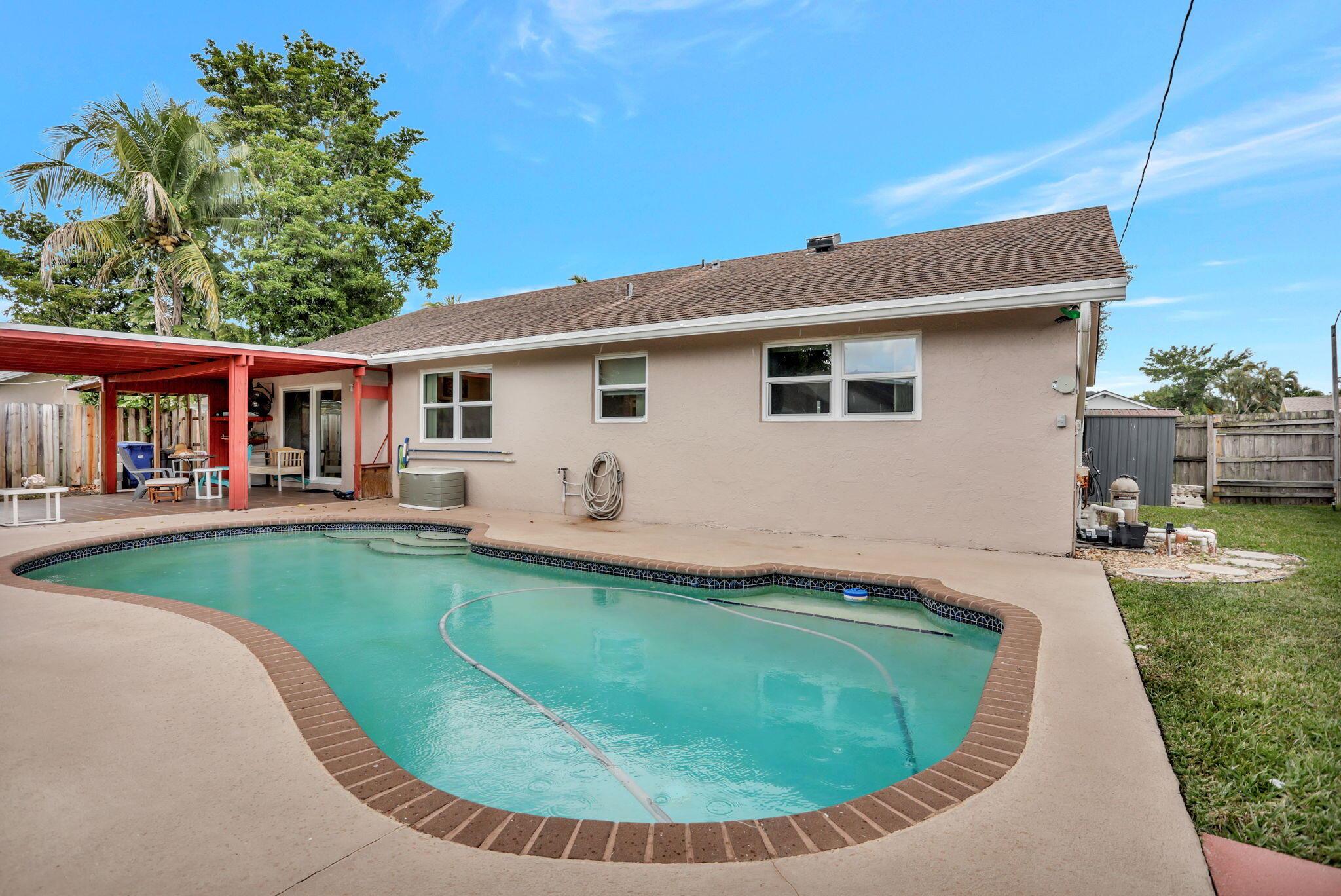 8591 NW 49th Street