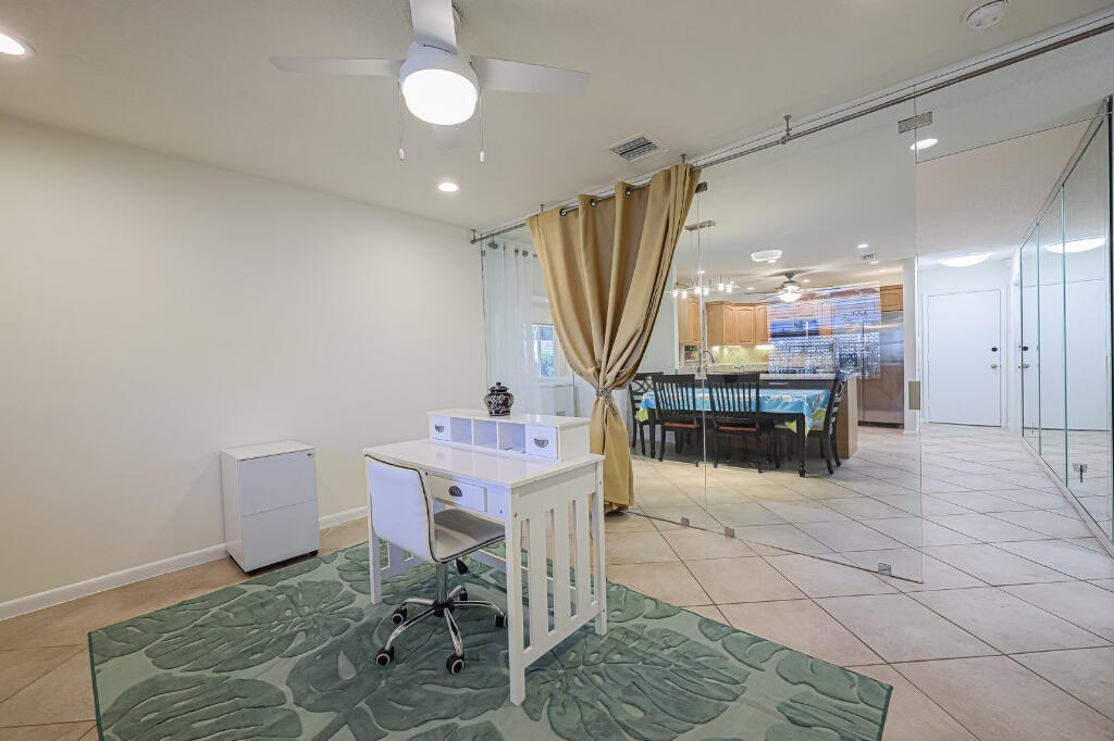 384 NW 23rd Street