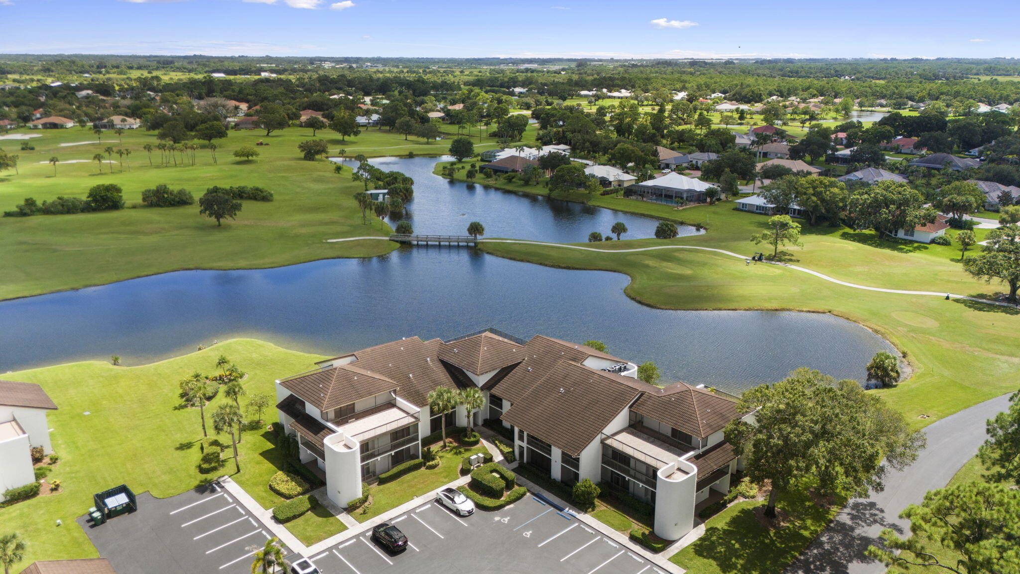 3200 Twin Lakes Terrace 105