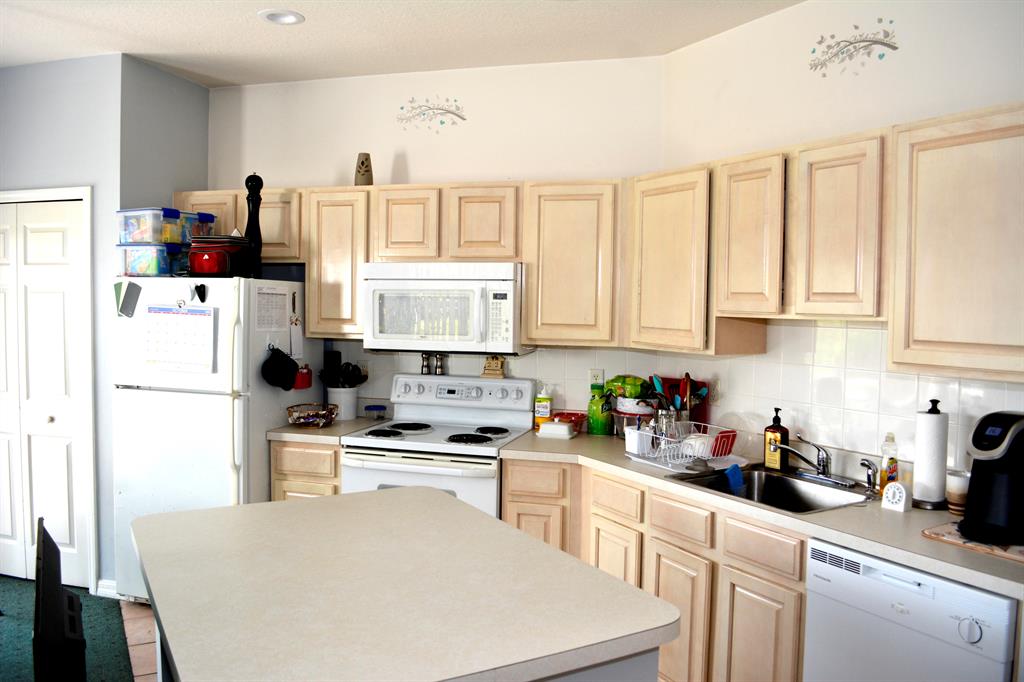 GOLF VILLAS II CONDOMINIUM - Residential