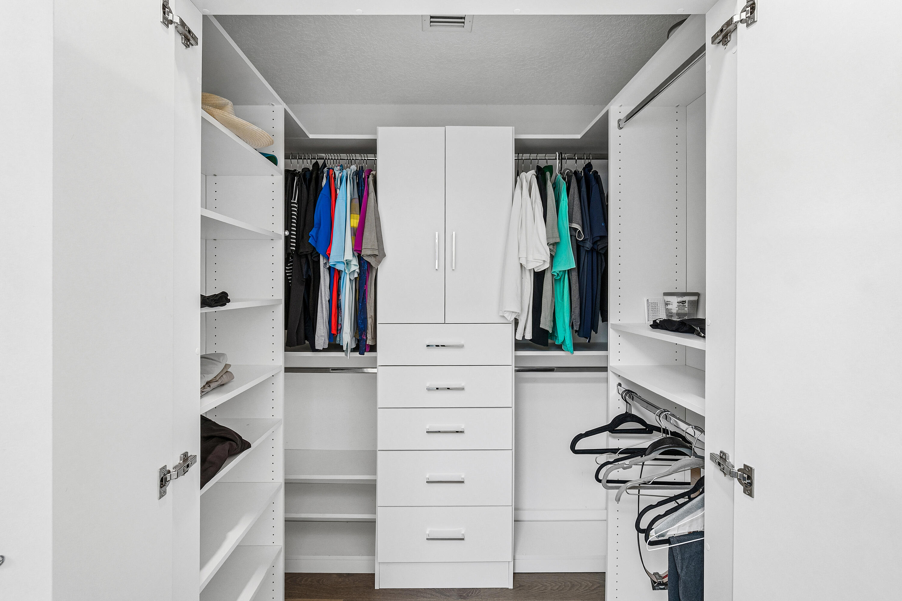 OAK RUN - Residential Lease