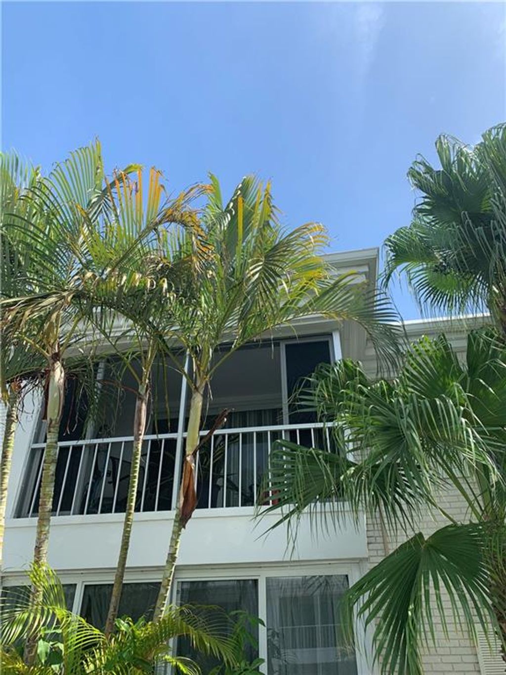 Photo of 6209 Bay Club Dr #4, Fort Lauderdale, FL 33308 (MLS # F10290023)