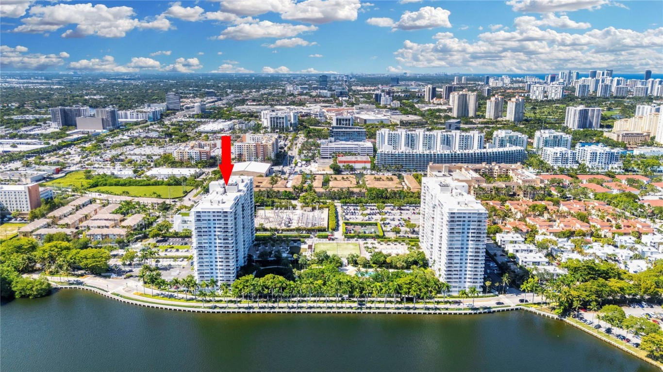 ADMIRALS PORT CONDO - Residential