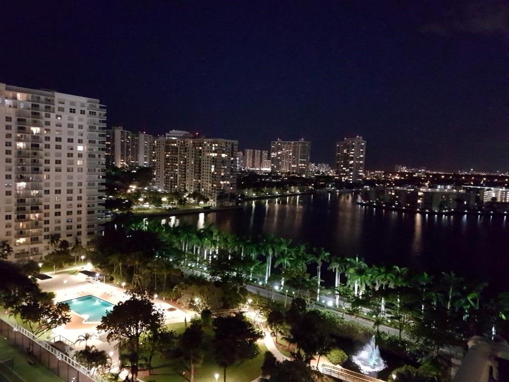 ADMIRALS PORT CONDO - Residential