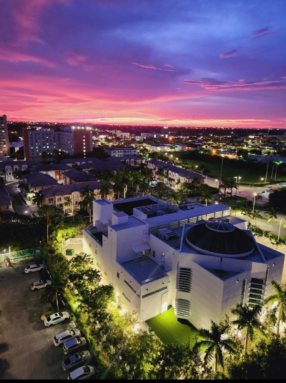 ADMIRALS PORT CONDO - Residential