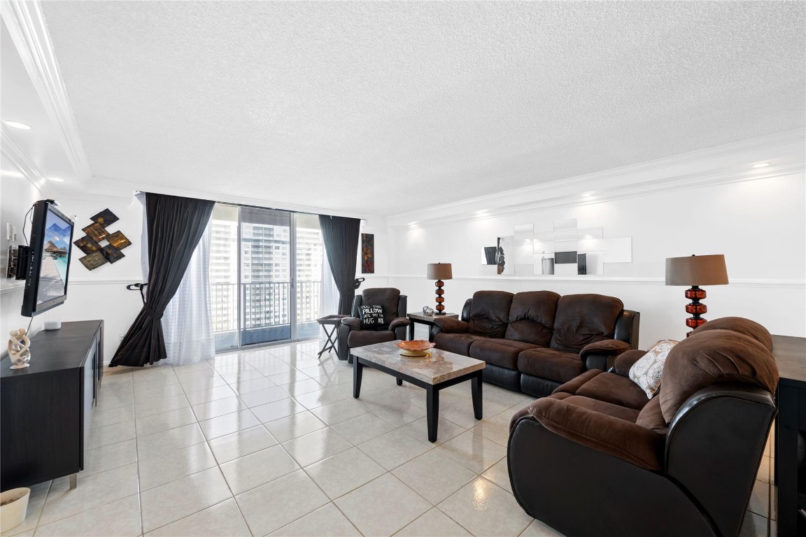 ADMIRALS PORT CONDO - Residential
