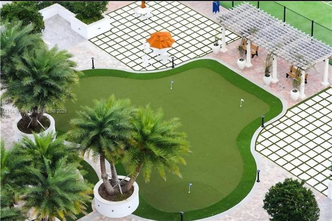 ADMIRALS PORT CONDO - Residential