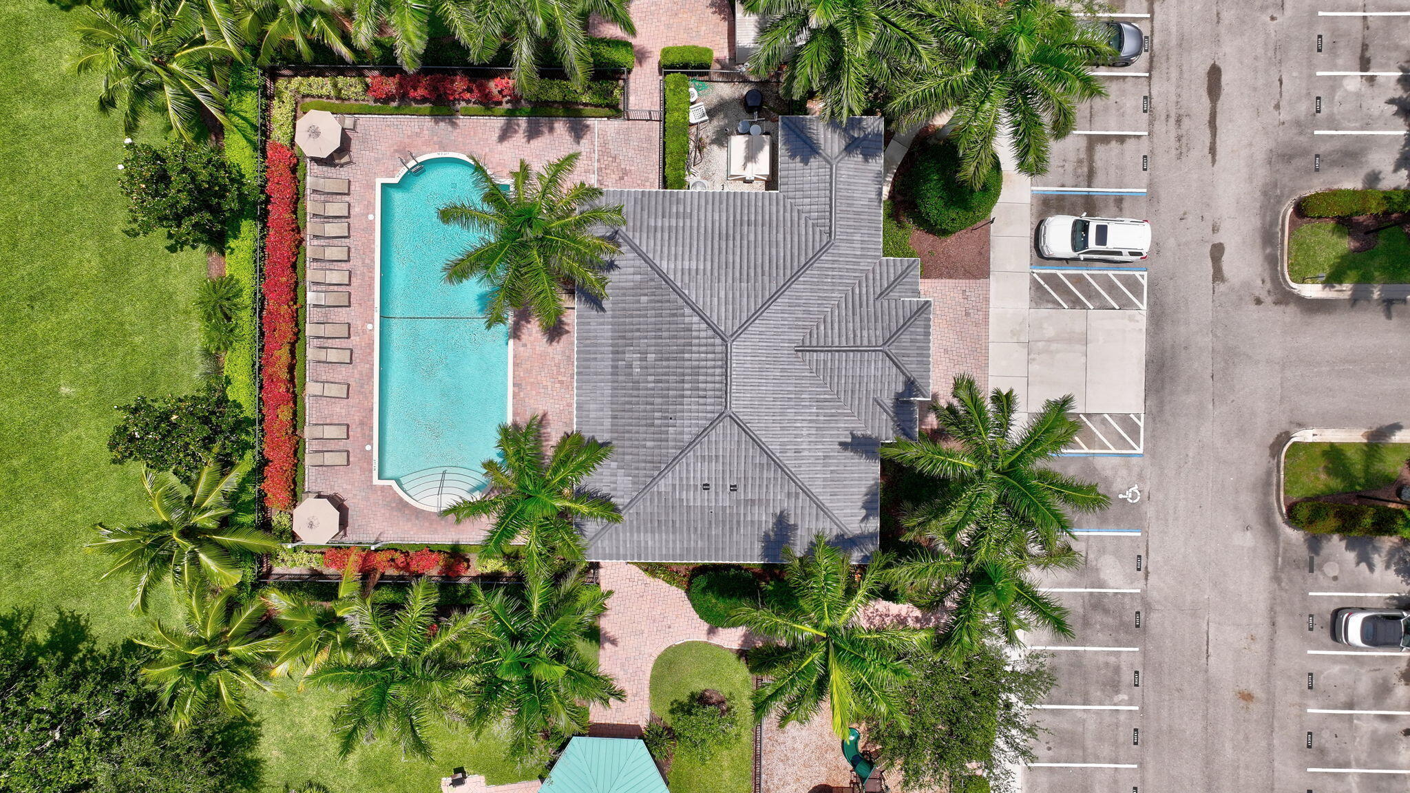 LEXINGTON LAKES - Residential Lease