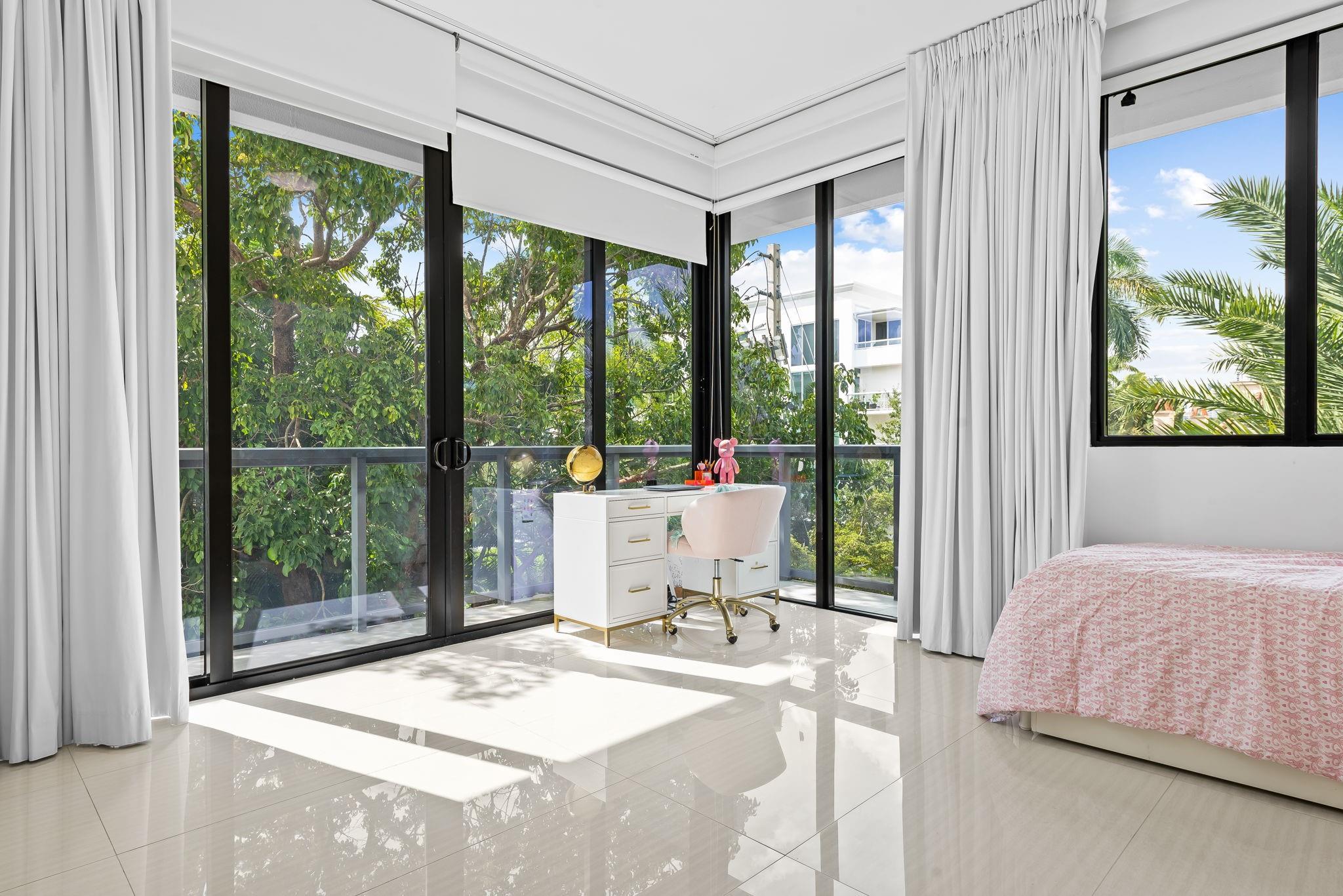 AQUAVITA LAS OLAS CONDO - Residential Lease