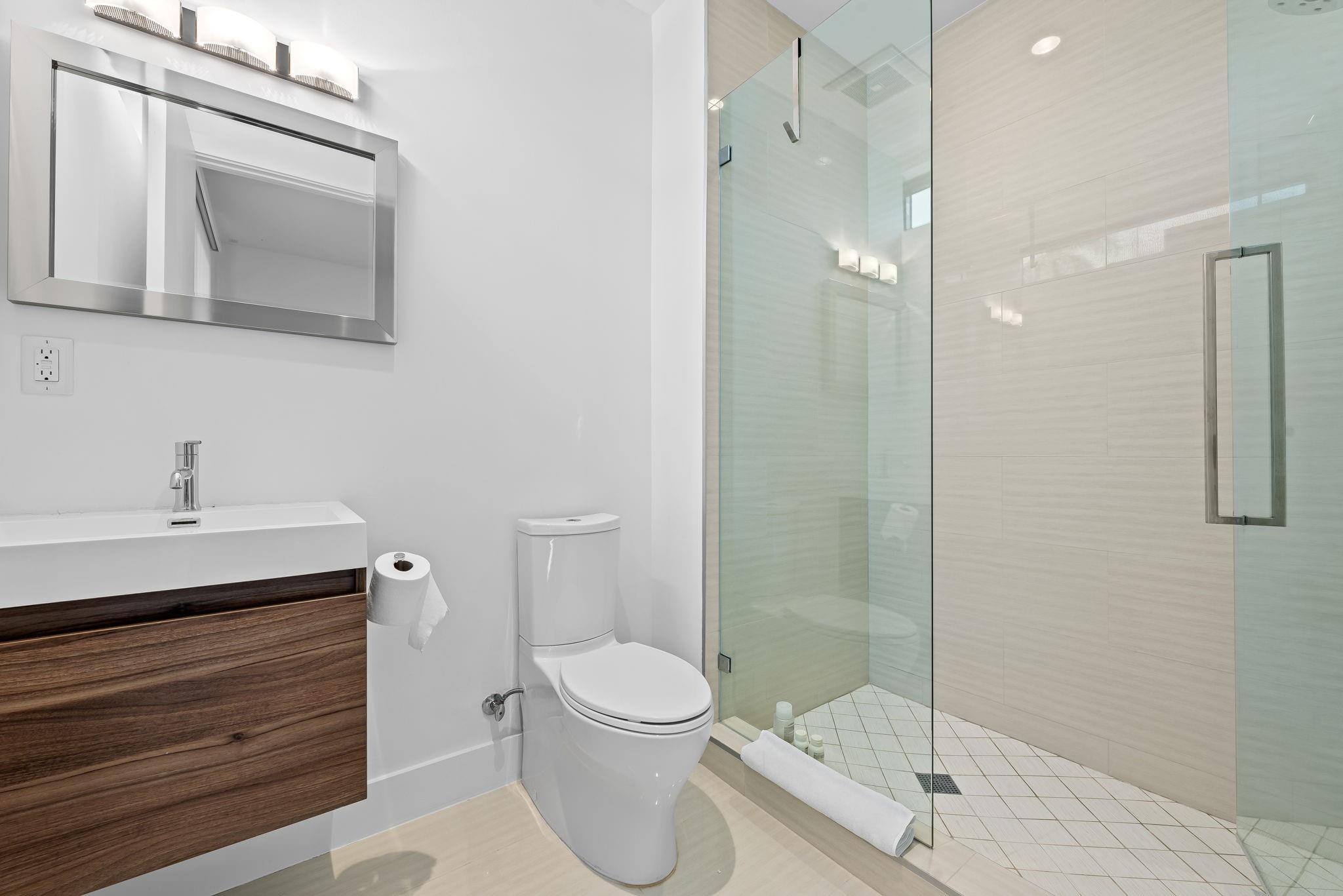 AQUAVITA LAS OLAS CONDO - Residential Lease