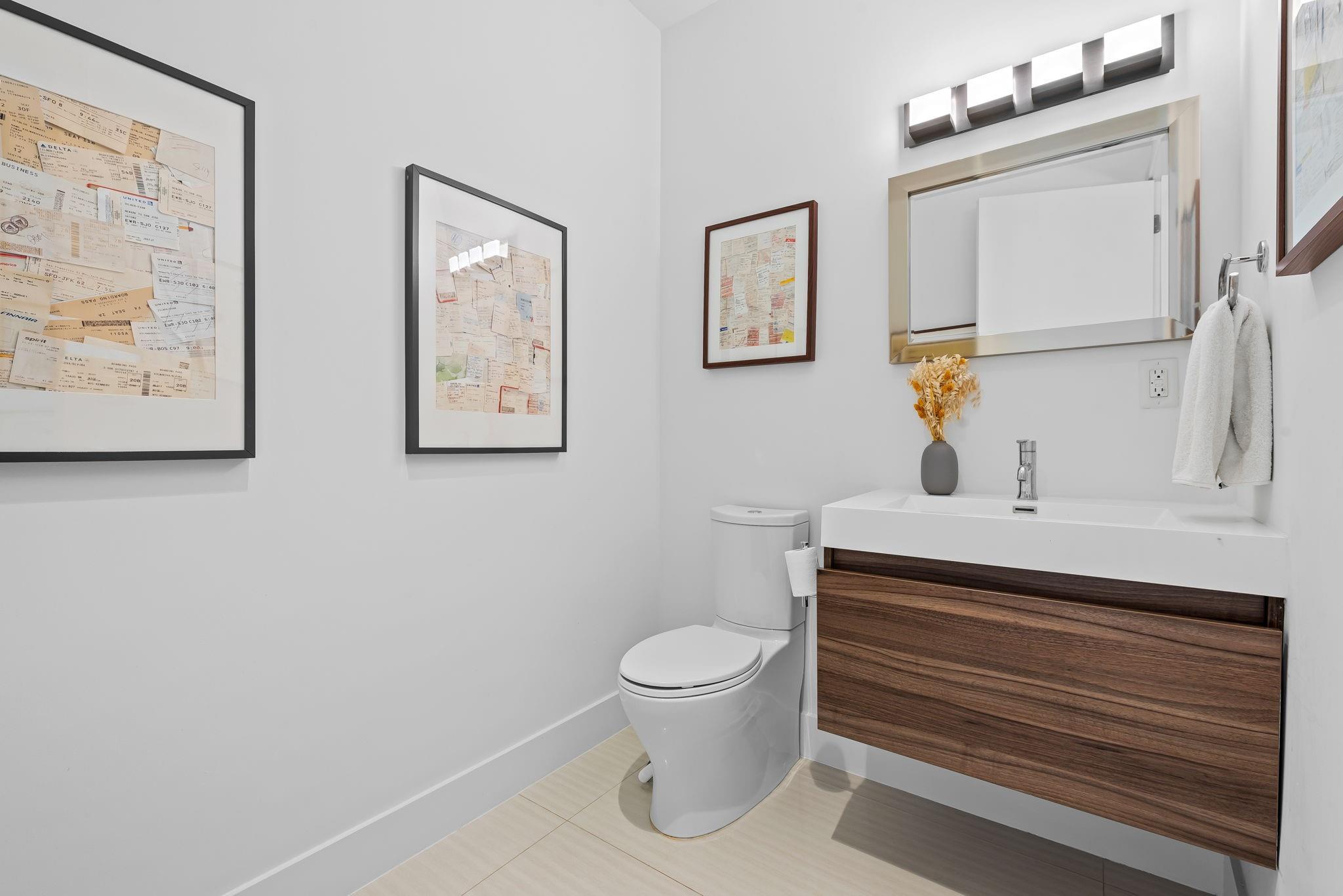 AQUAVITA LAS OLAS CONDO - Residential Lease