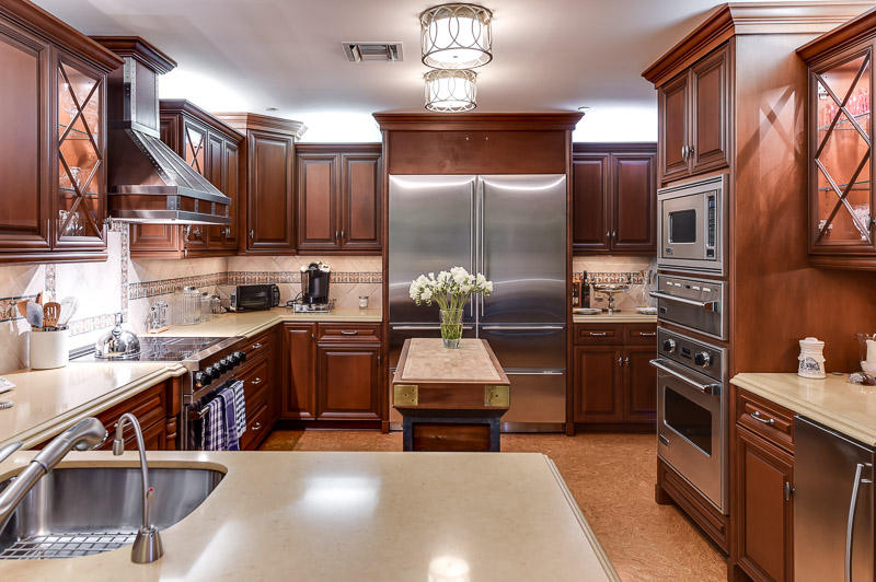 TRUMP PLAZA OF THE PALM B - Residential