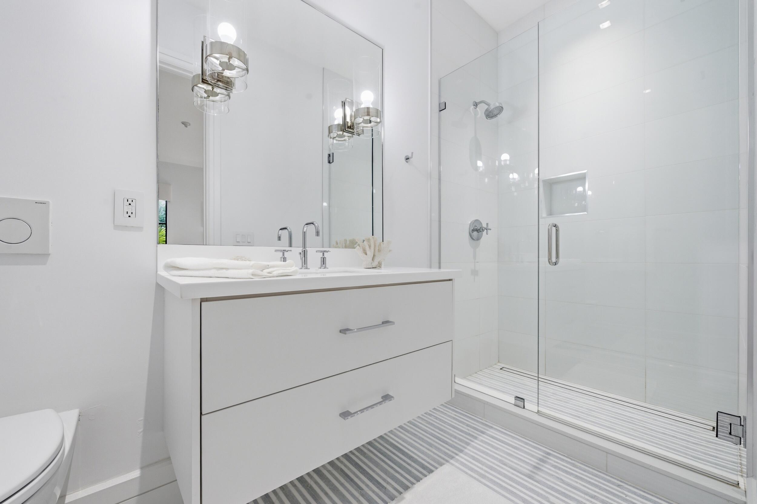 LAKEWOOD - Residential