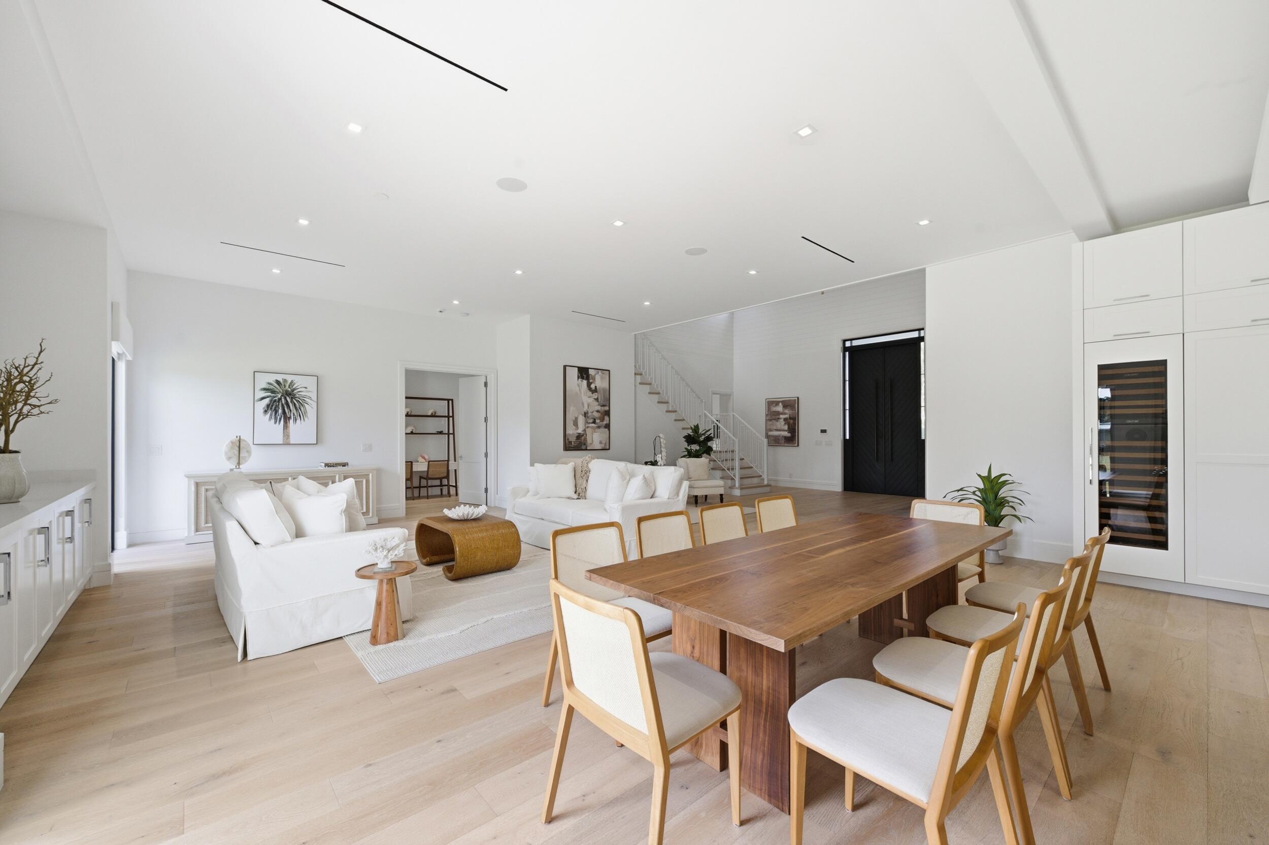 LAKEWOOD - Residential