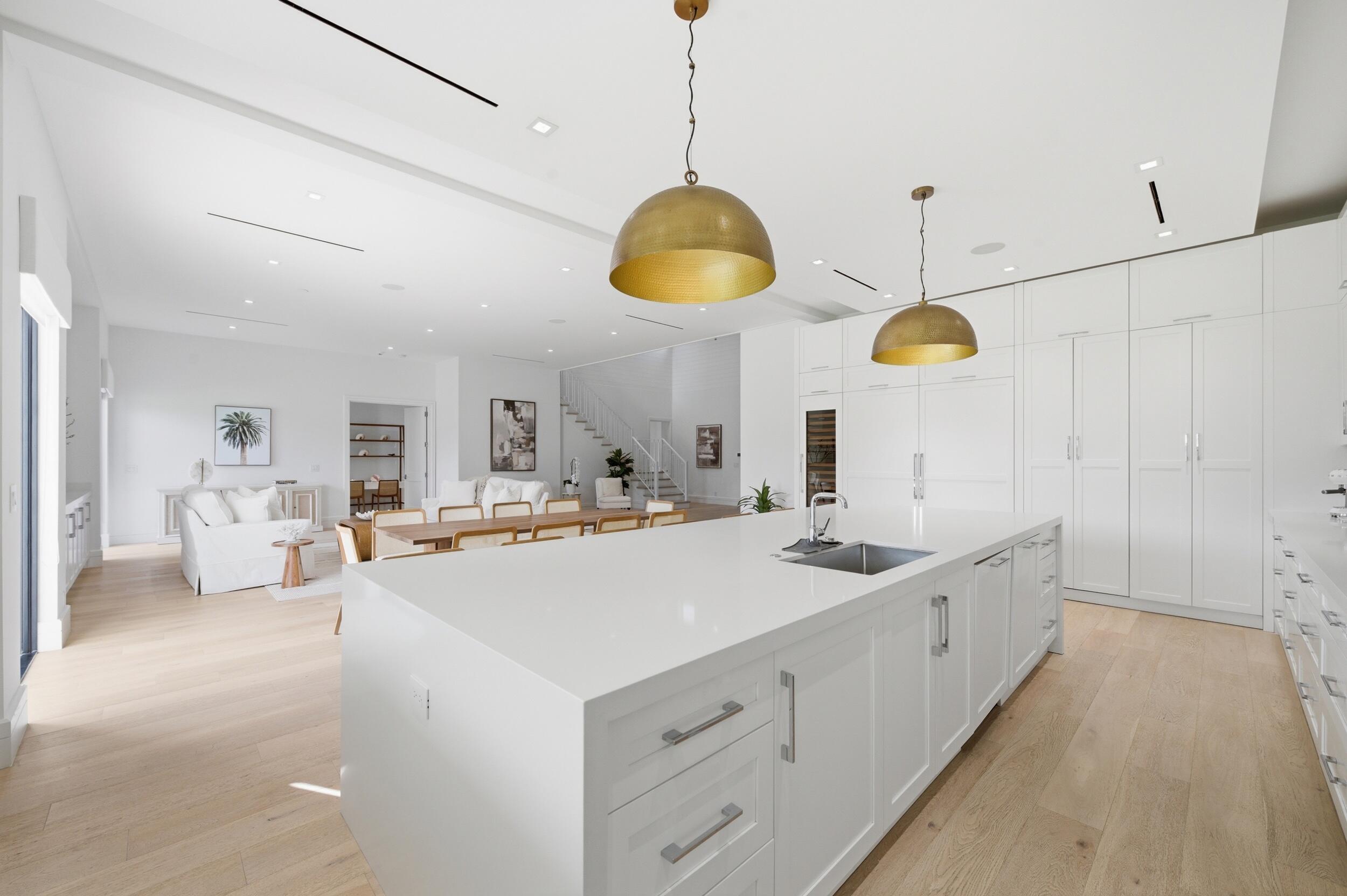 LAKEWOOD - Residential