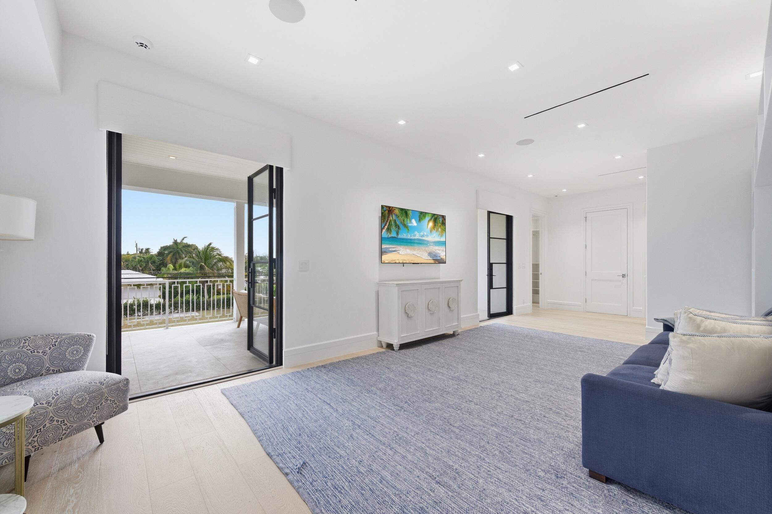 LAKEWOOD - Residential