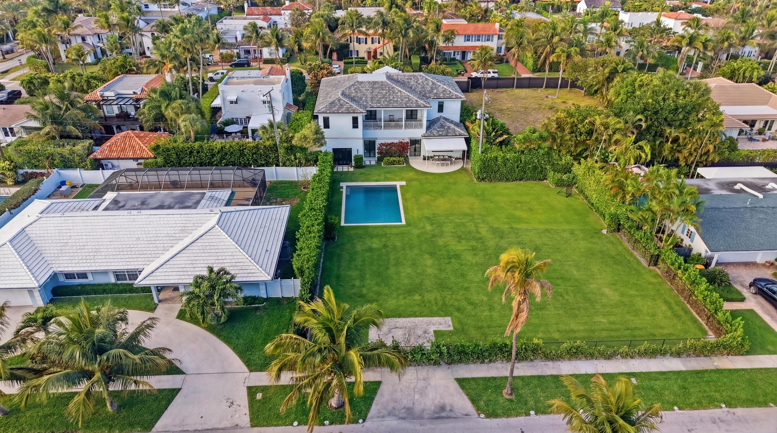 LAKEWOOD - Residential