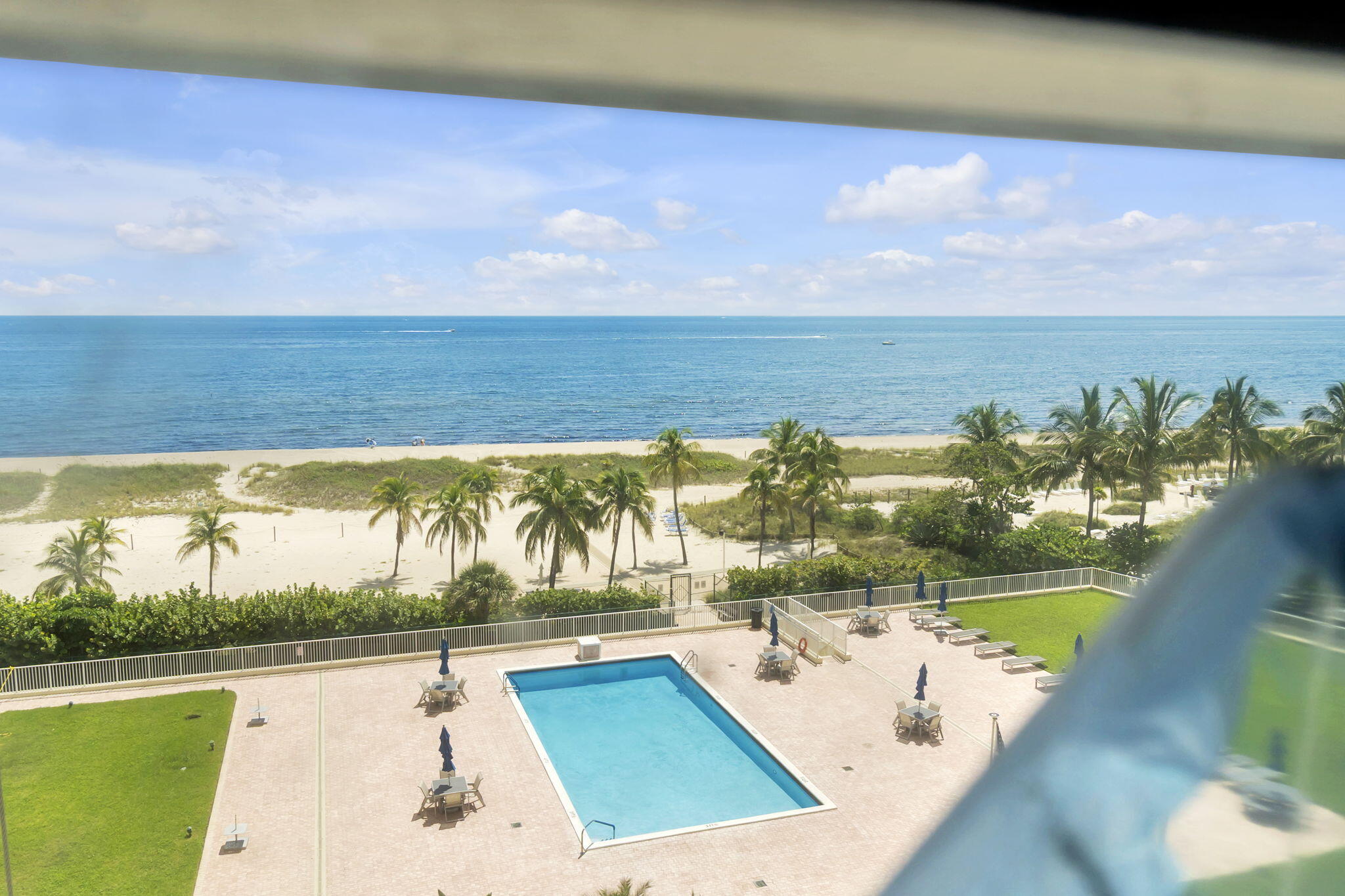 750 N Ocean Boulevard 707