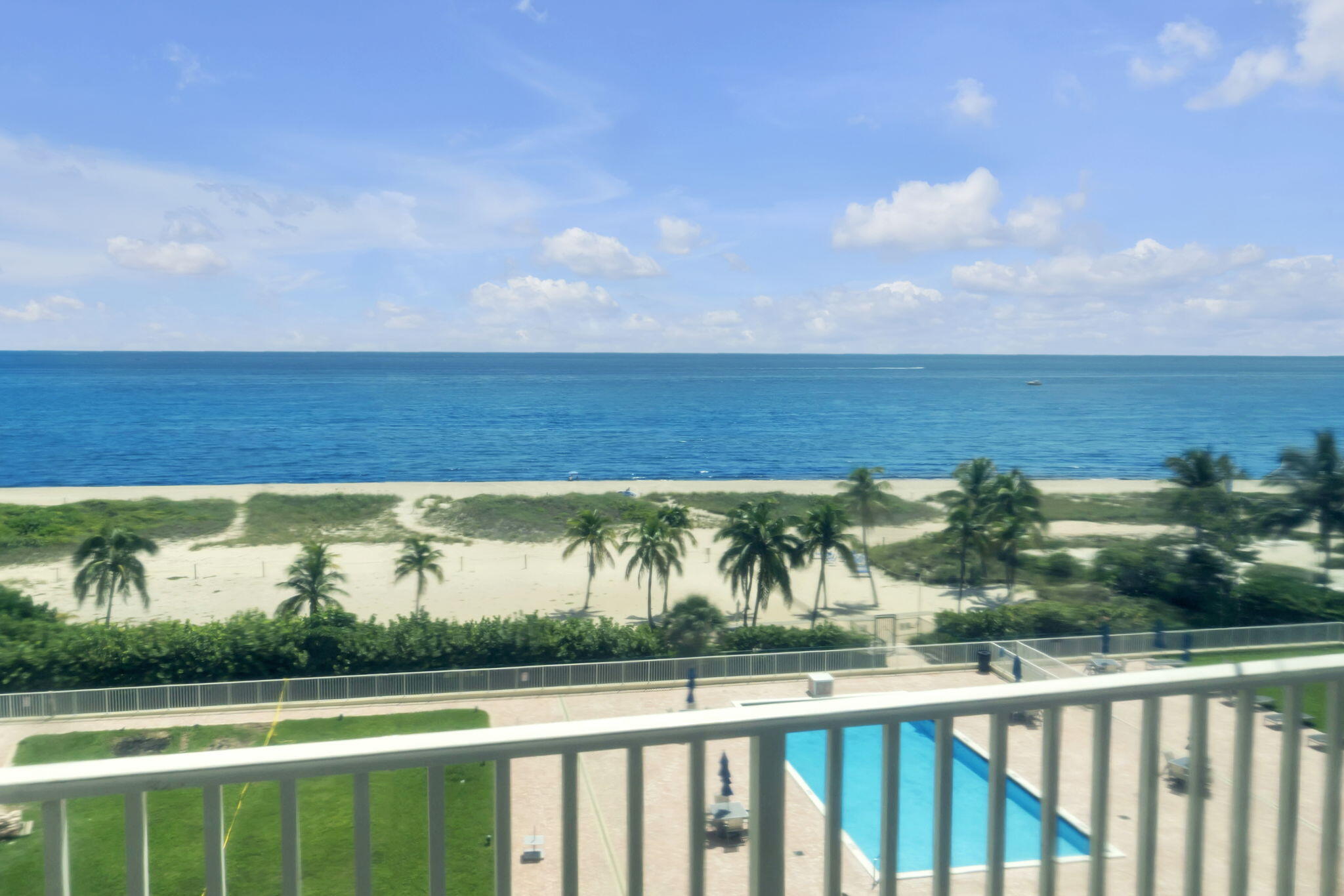 750 N Ocean Boulevard 707