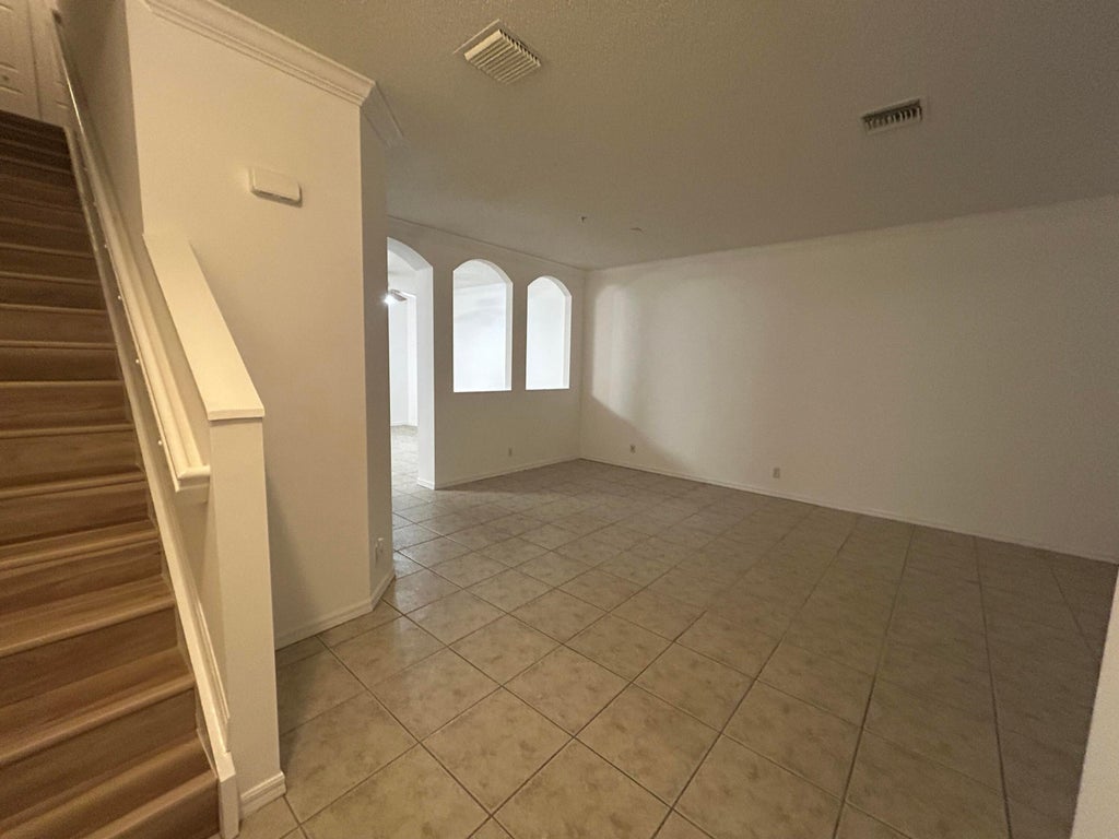 Photo of 103 Lighthouse Circle #G, Tequesta, FL 33469 (MLS # B26085859)