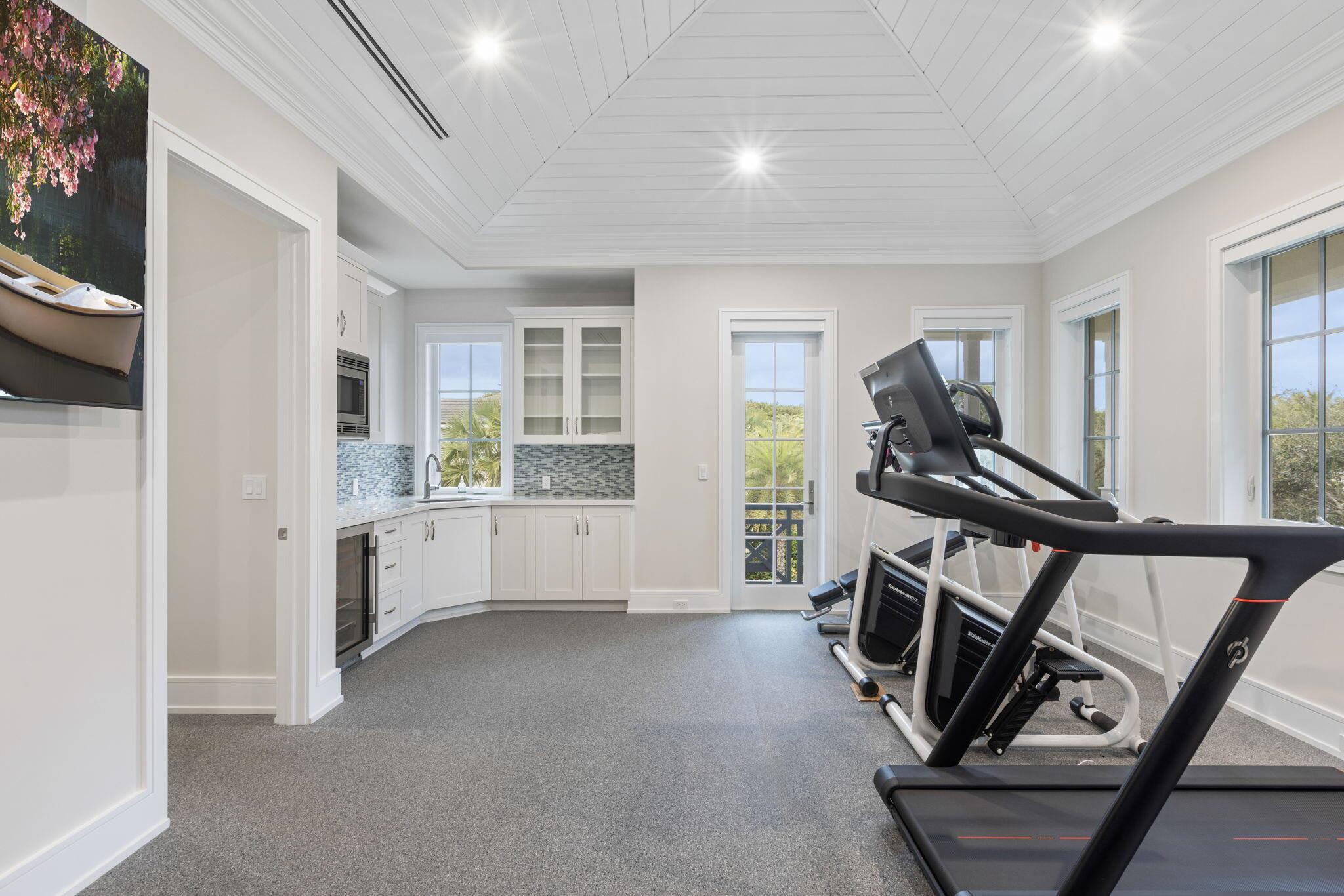 HIDDEN HARBOUR ESTATES PL - Residential