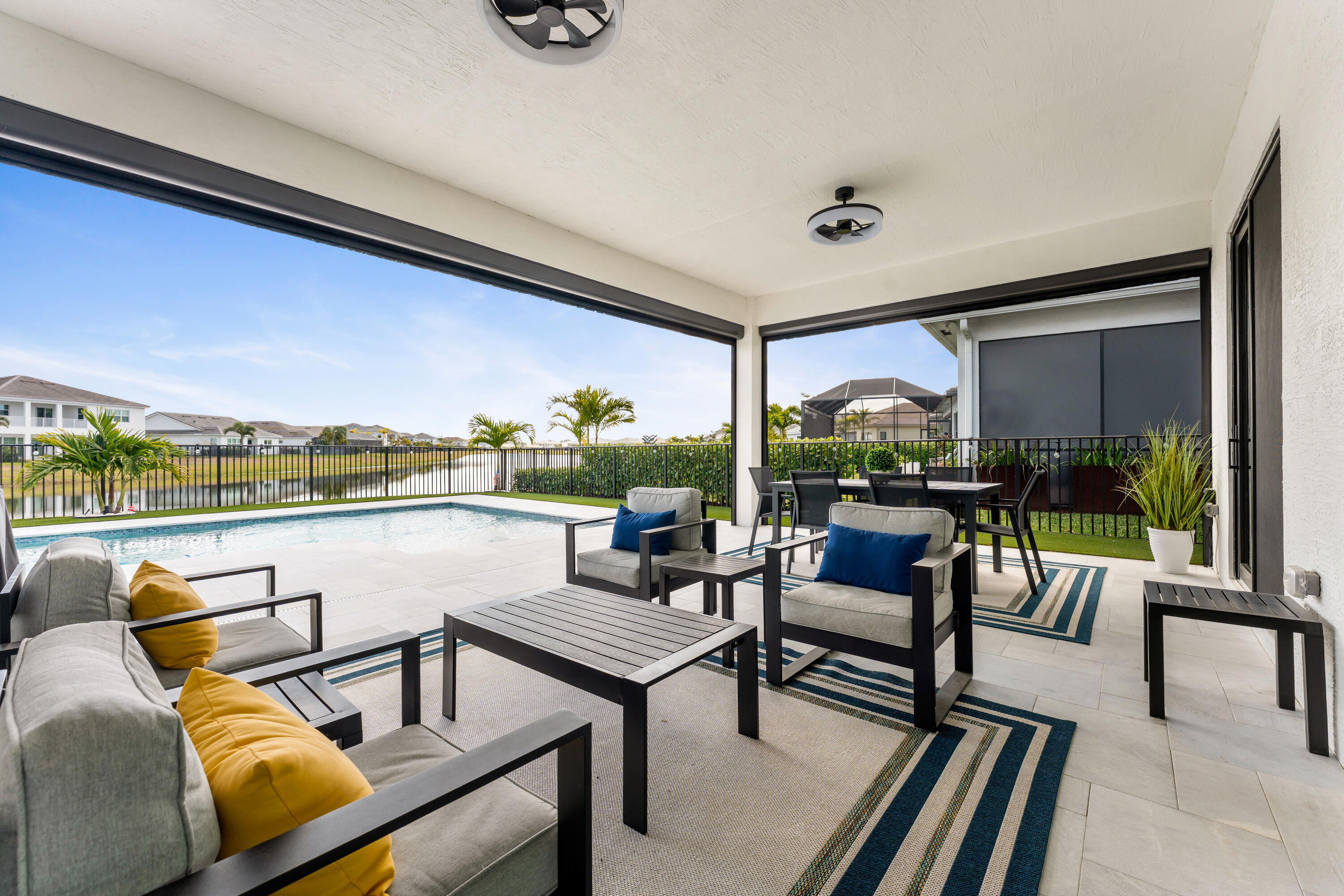 CRESSWIND PALM BEACH - Residential