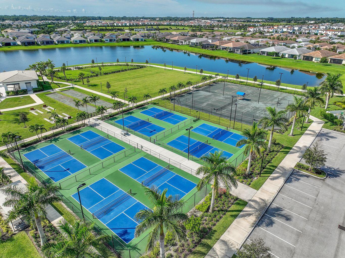 CRESSWIND PALM BEACH - Residential