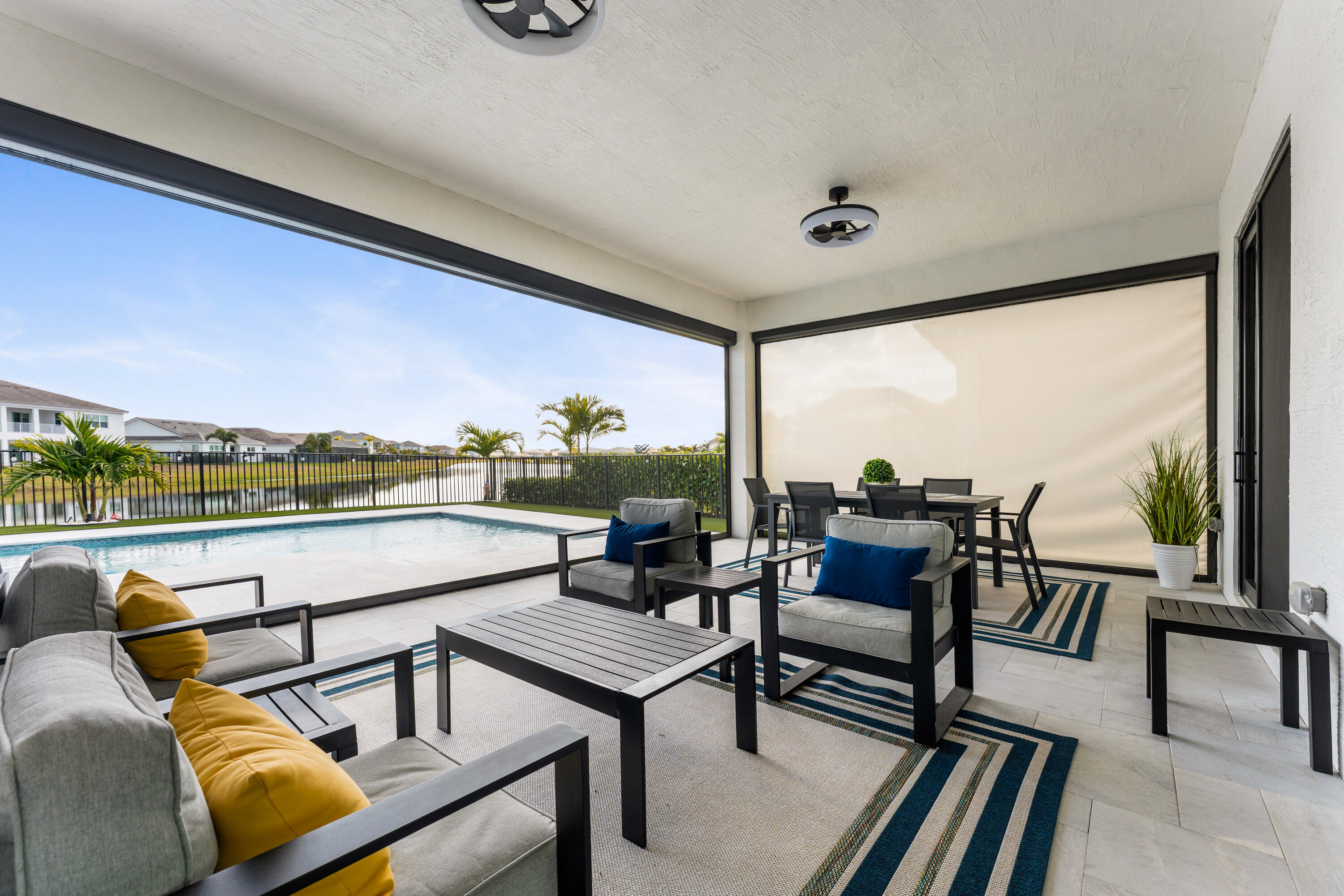 CRESSWIND PALM BEACH - Residential
