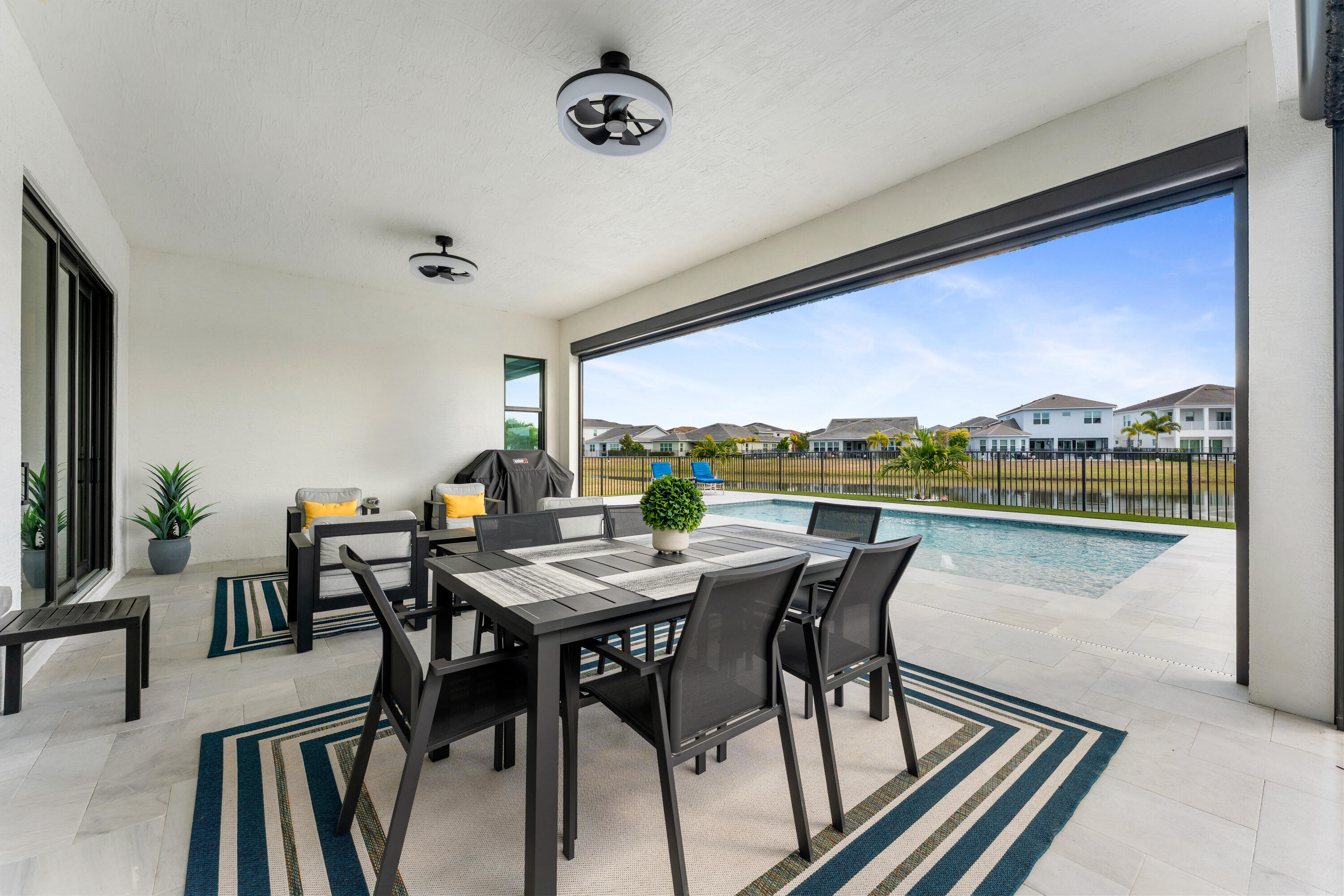 CRESSWIND PALM BEACH - Residential