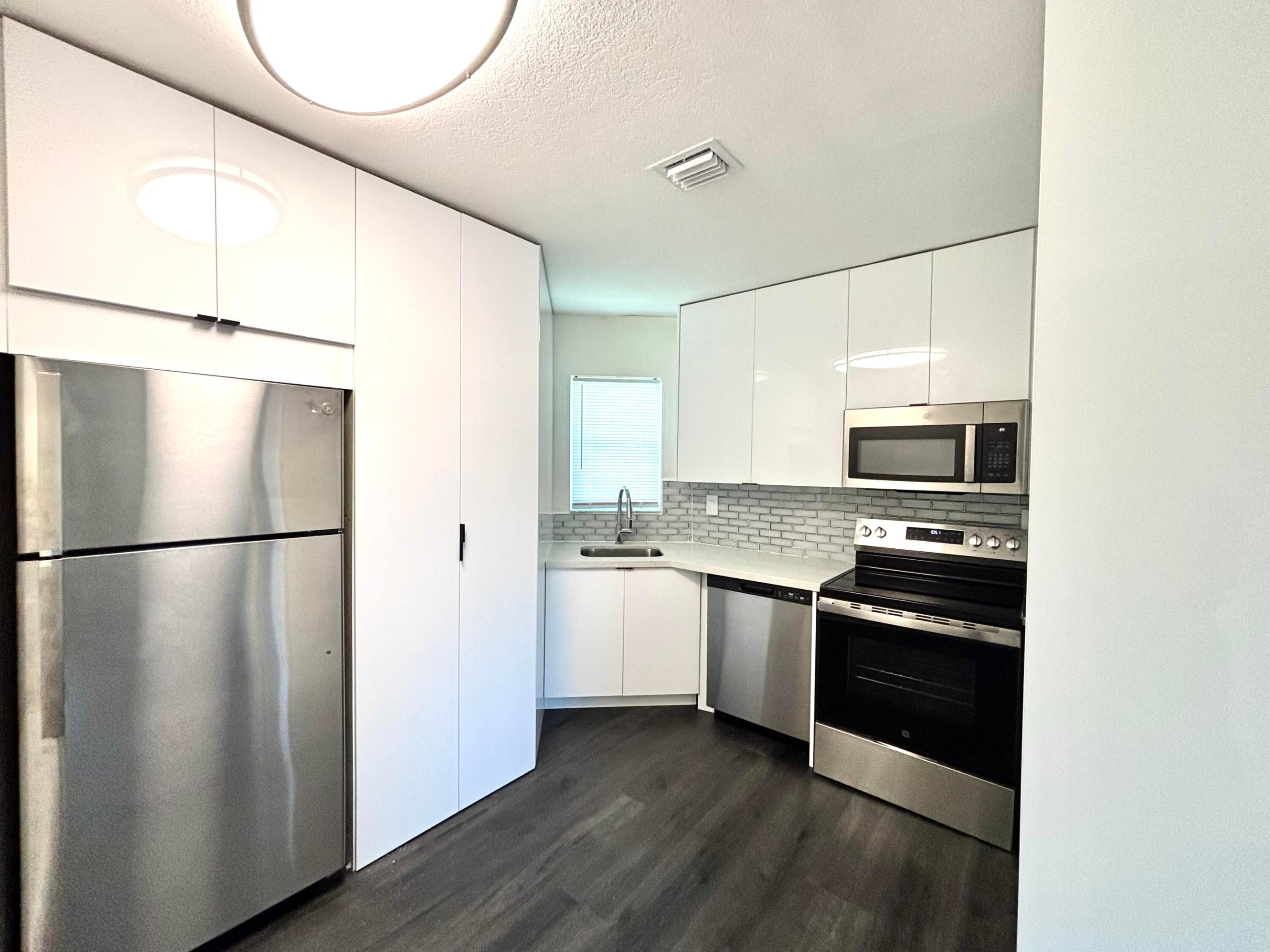 CULVER HOUSE CONDO - Residential Lease