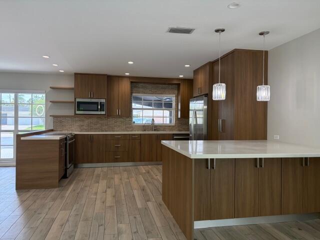 CORAL RIDGE ADD - Residential Lease